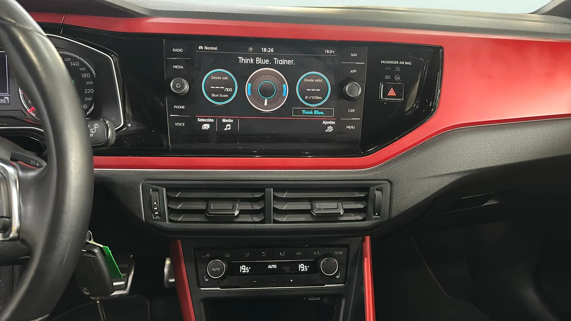 Volkswagen Polo GTI 2.0 TSI DSG - foto 12
