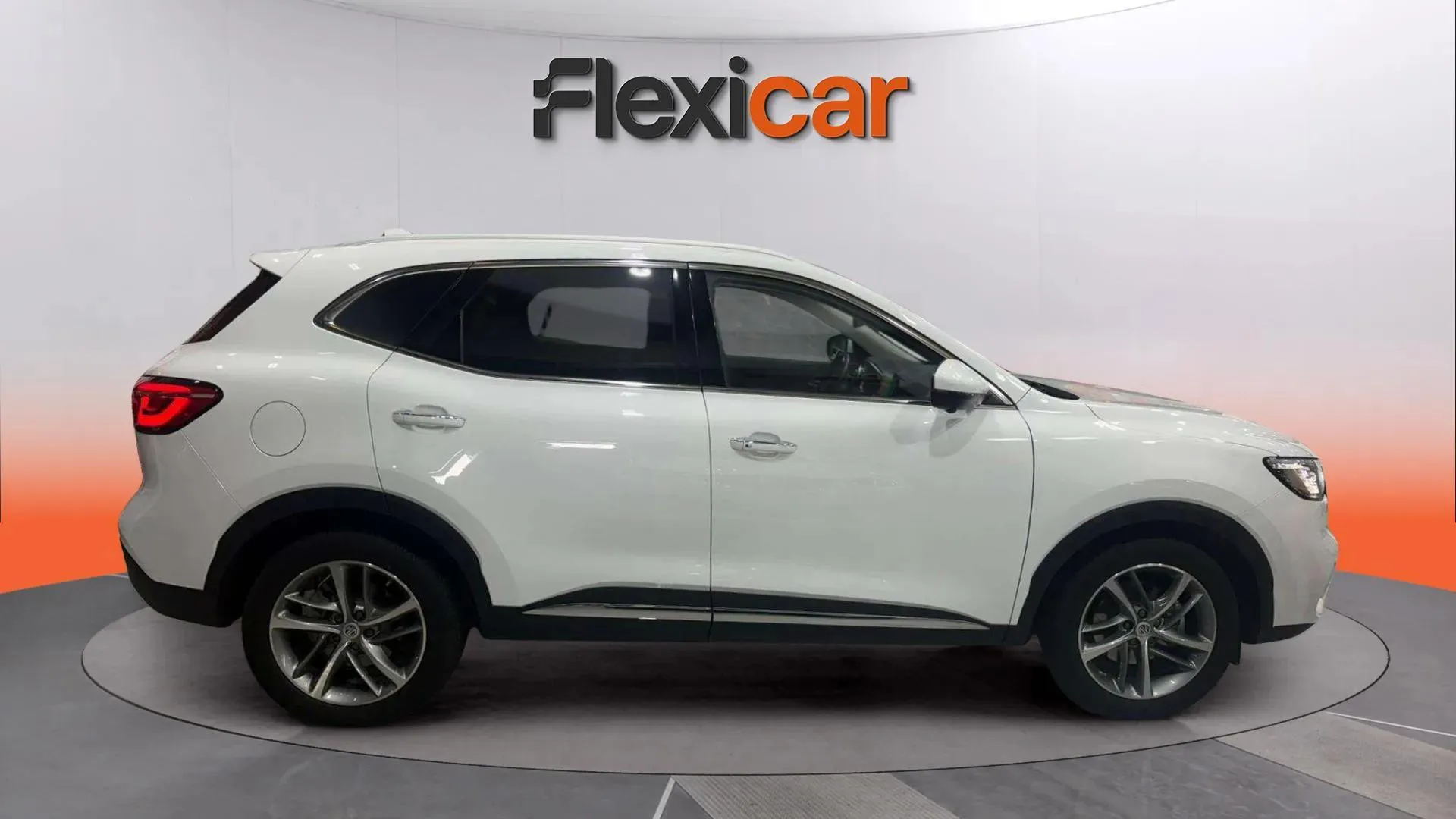 MG HS 1.5T-GDI PHEV Luxury - foto 8