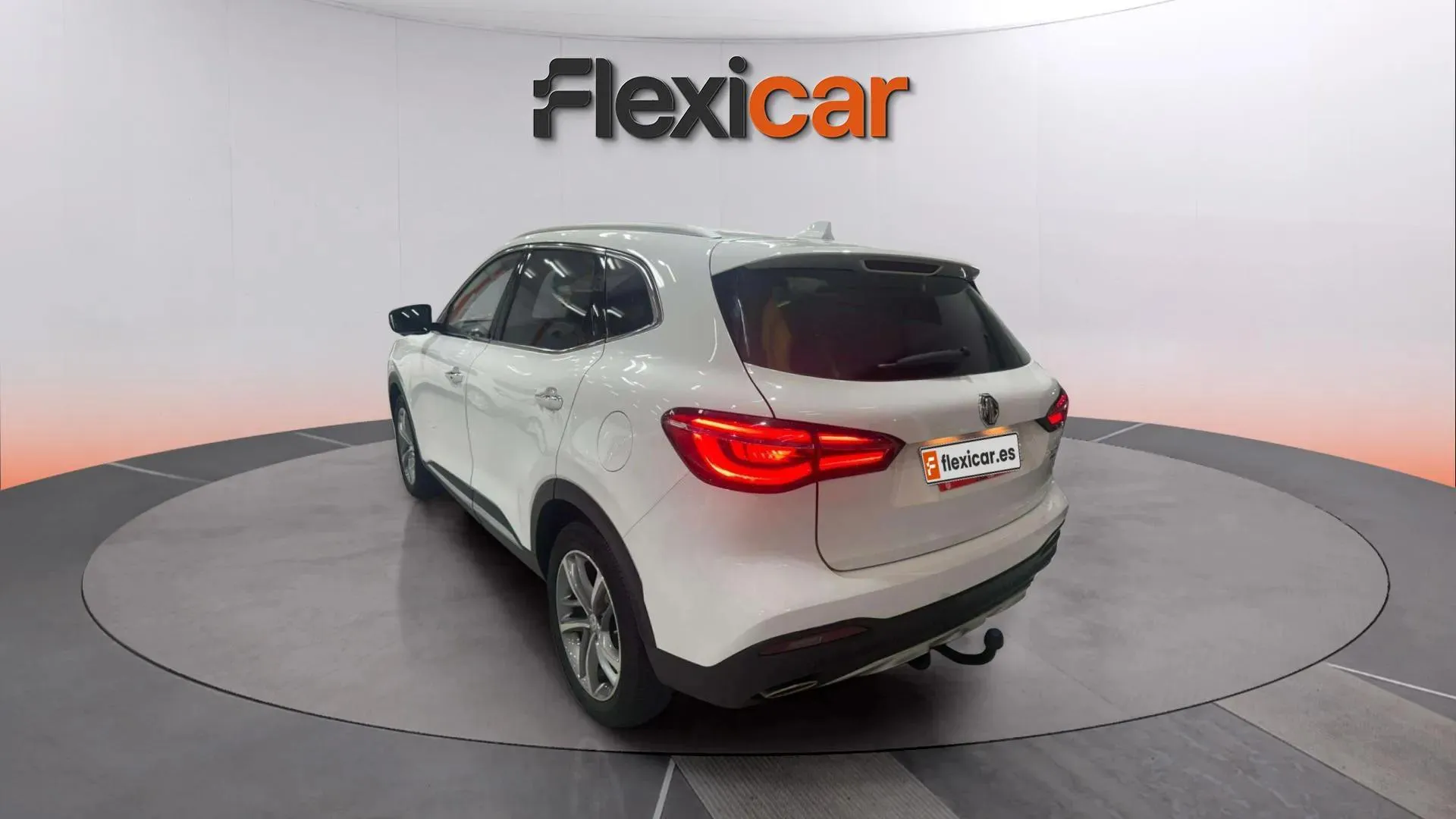 MG HS 1.5T-GDI PHEV Luxury - foto 5