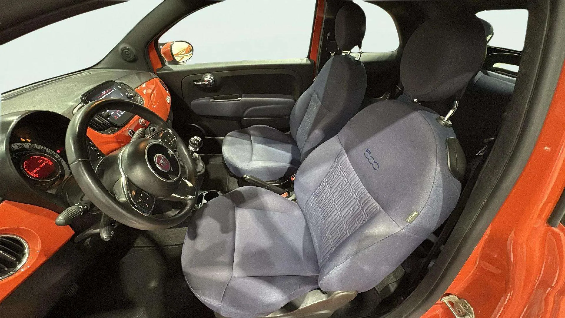 Fiat 500 Club 1.0 Hybrid - foto 11