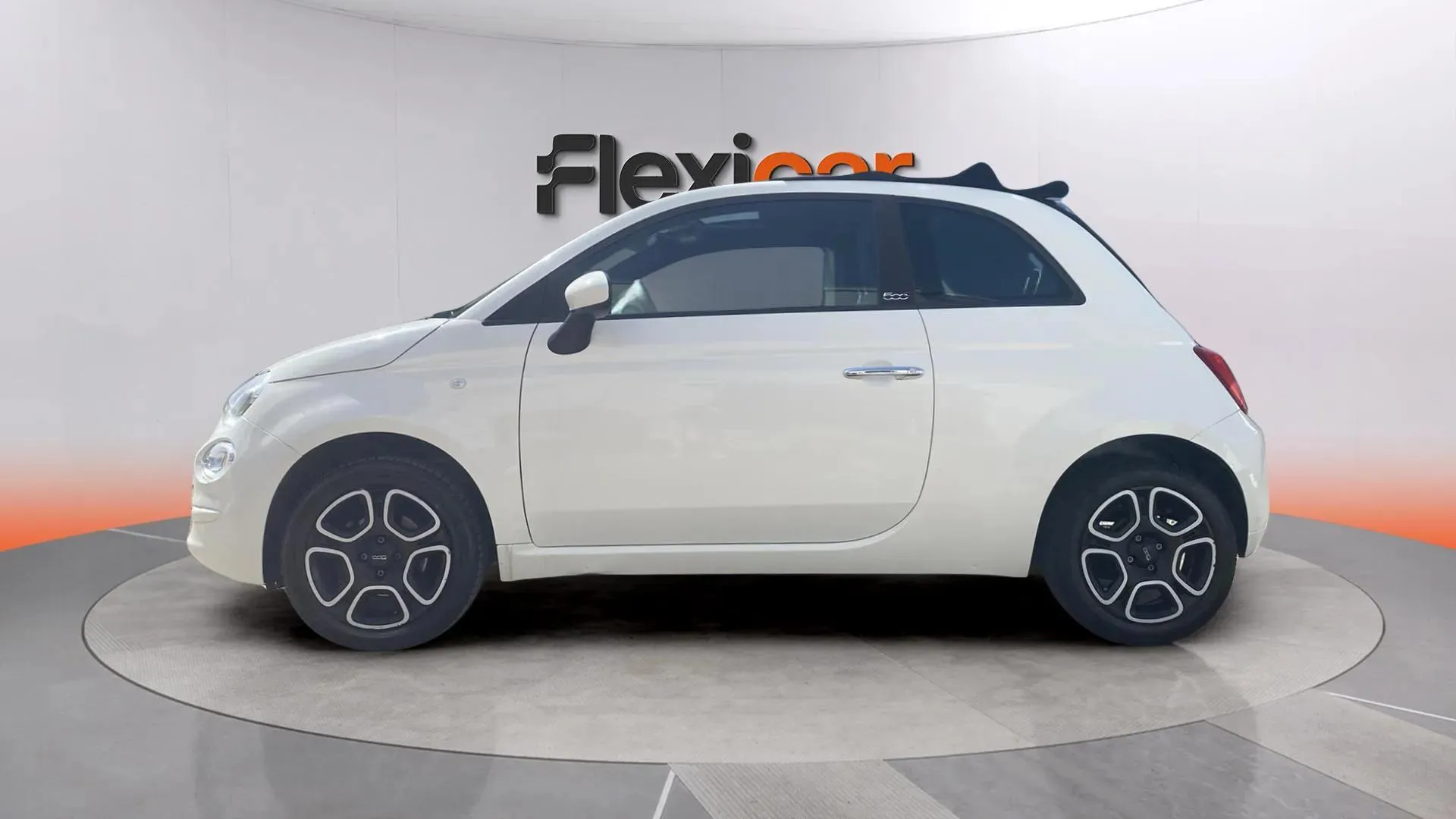 Fiat 500 Club 1.0 Hybrid - foto 4