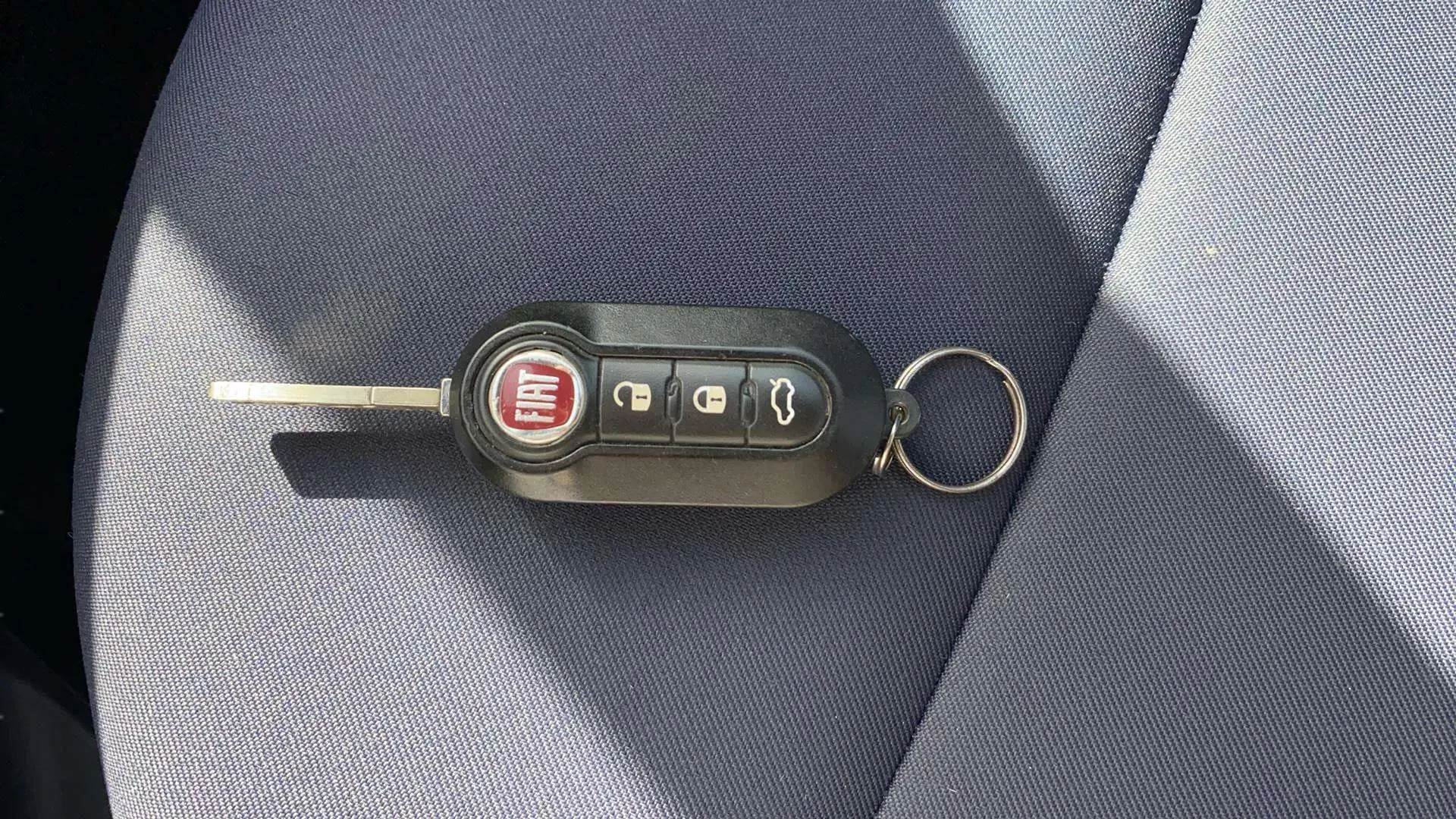 Fiat 500 Club 1.0 Hybrid - foto 18
