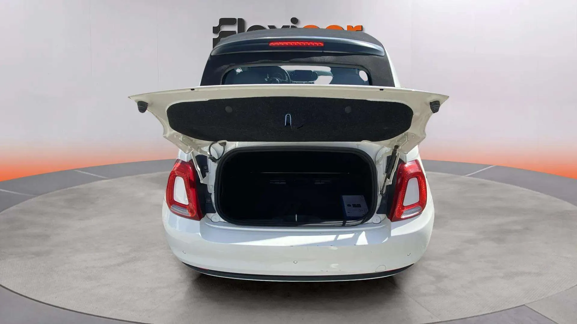 Fiat 500 Club 1.0 Hybrid - foto 9