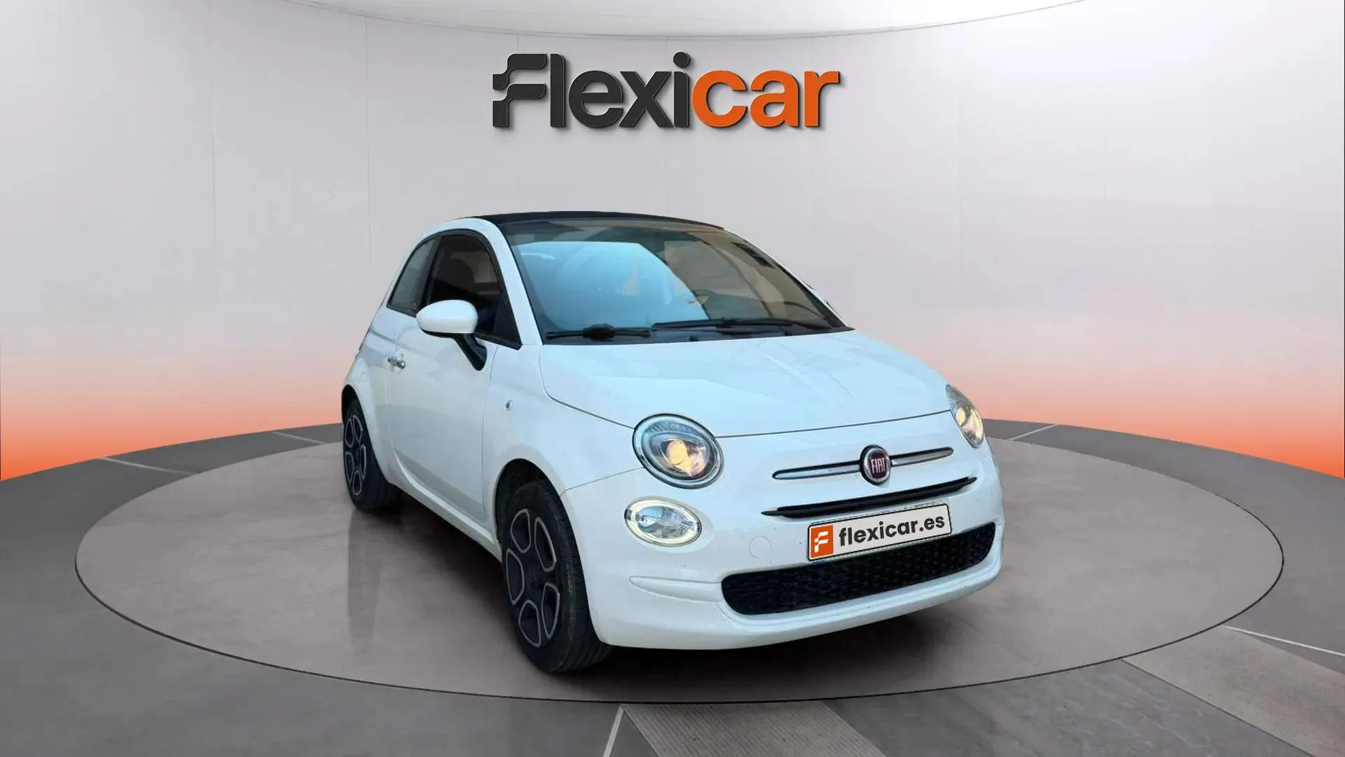 Fiat 500 Club 1.0 Hybrid - foto 1