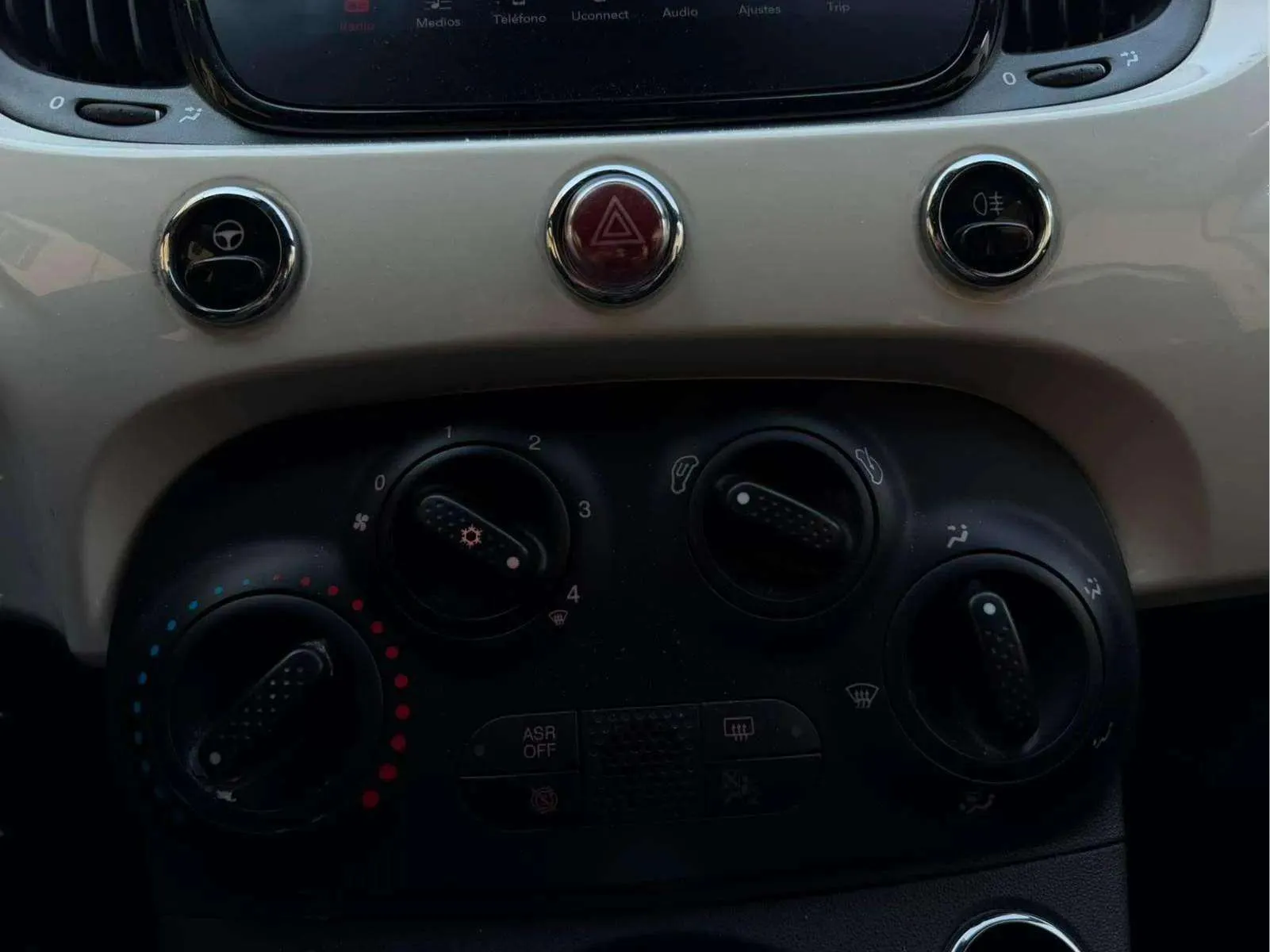 Fiat 500 Club 1.0 Hybrid - foto 15