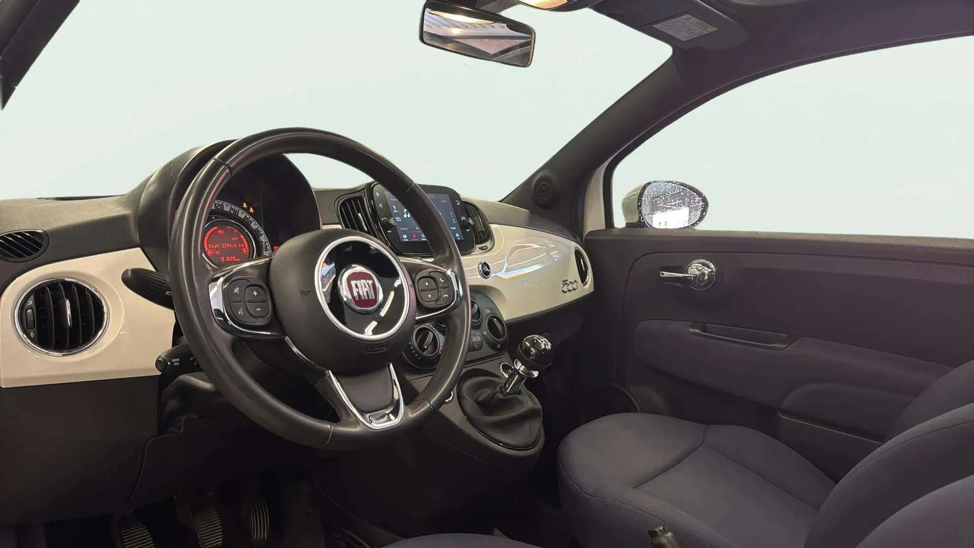 Fiat 500 Club 1.0 Hybrid - foto 10