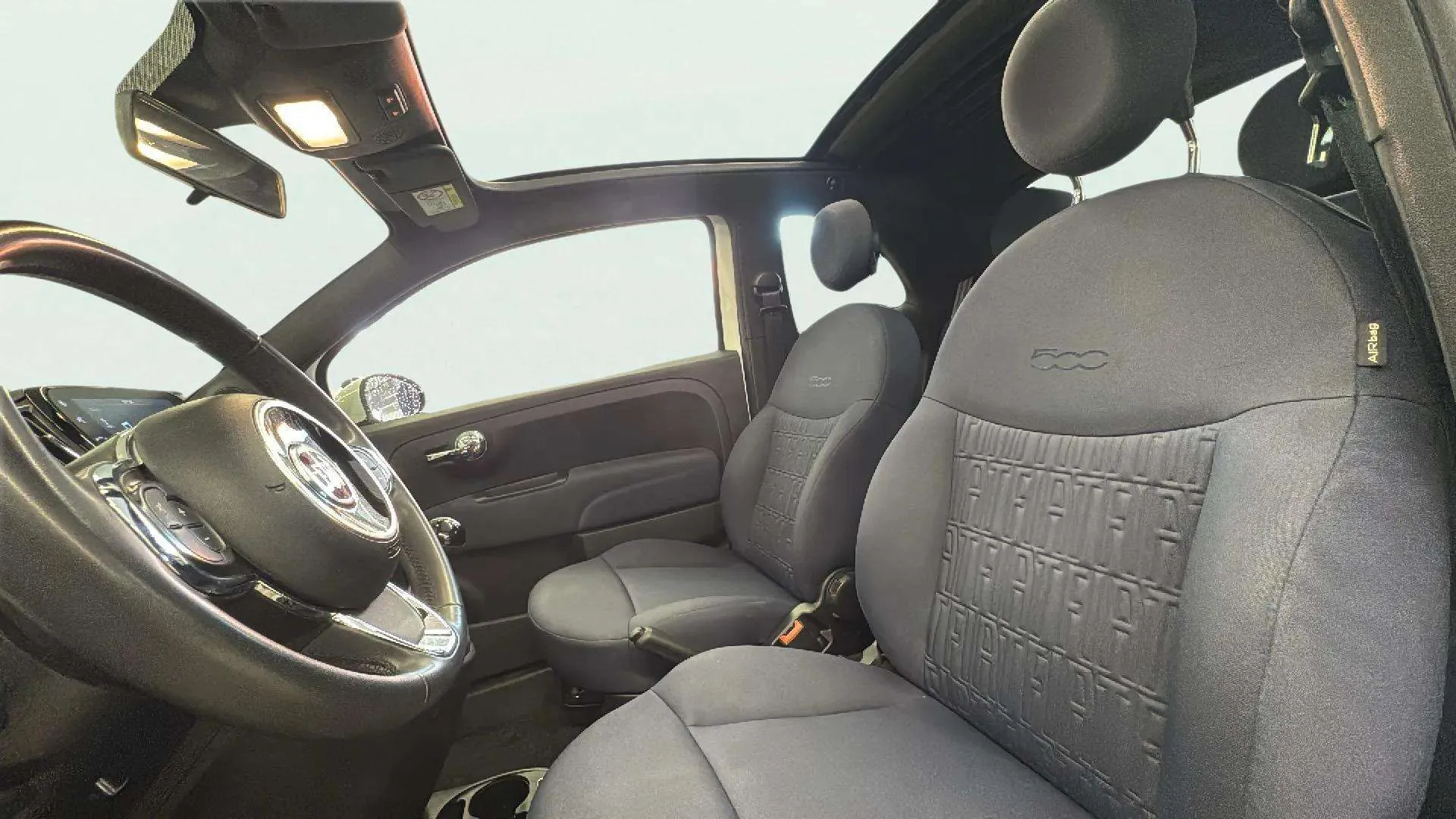 Fiat 500 Club 1.0 Hybrid - foto 15