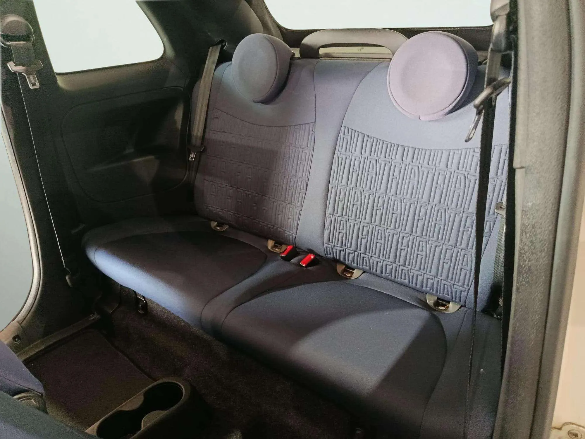 Fiat 500 Club 1.0 Hybrid - foto 14