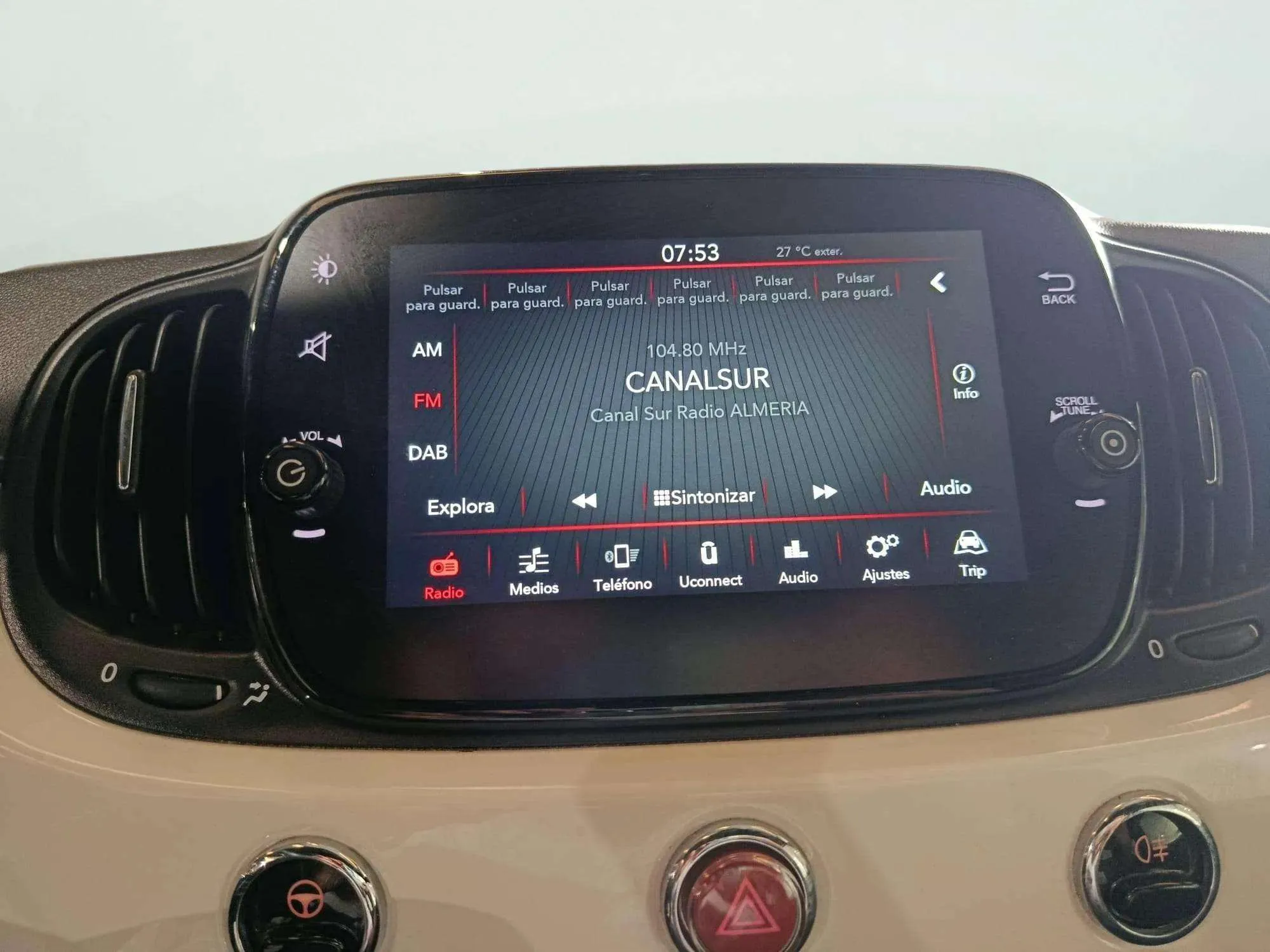 Fiat 500 Club 1.0 Hybrid - foto 12