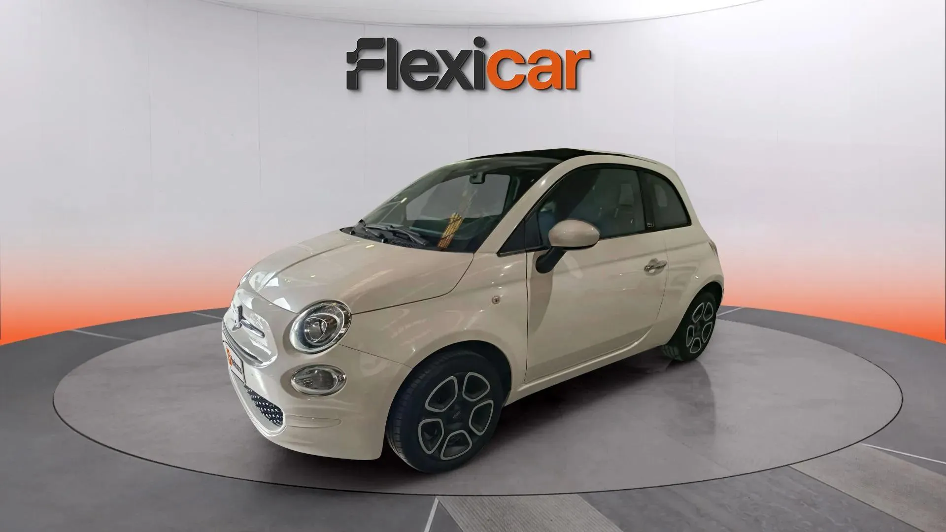 Fiat 500 Club 1.0 Hybrid - foto 8