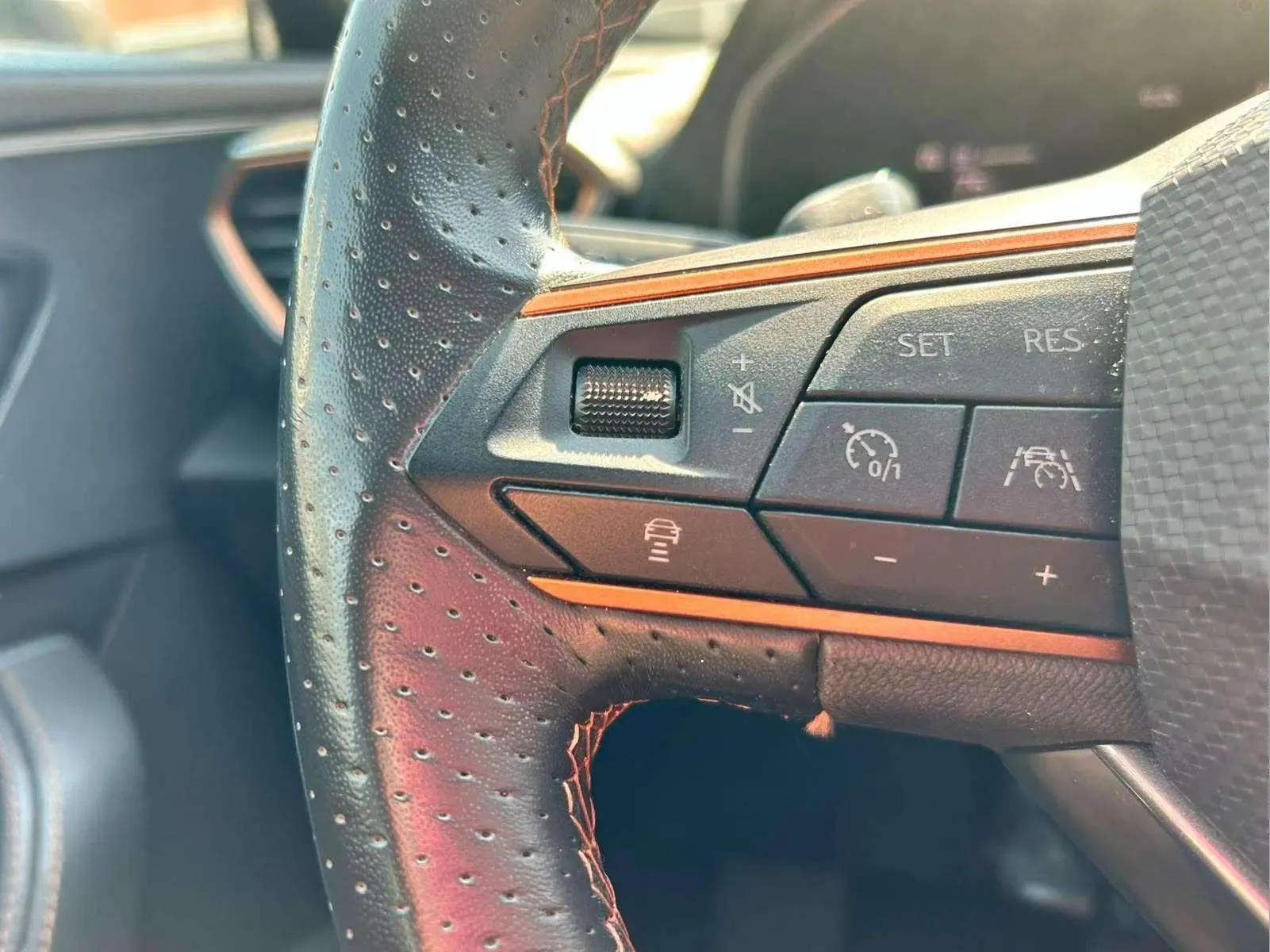 Cupra Formentor 1.5 TSI DSG - foto 11