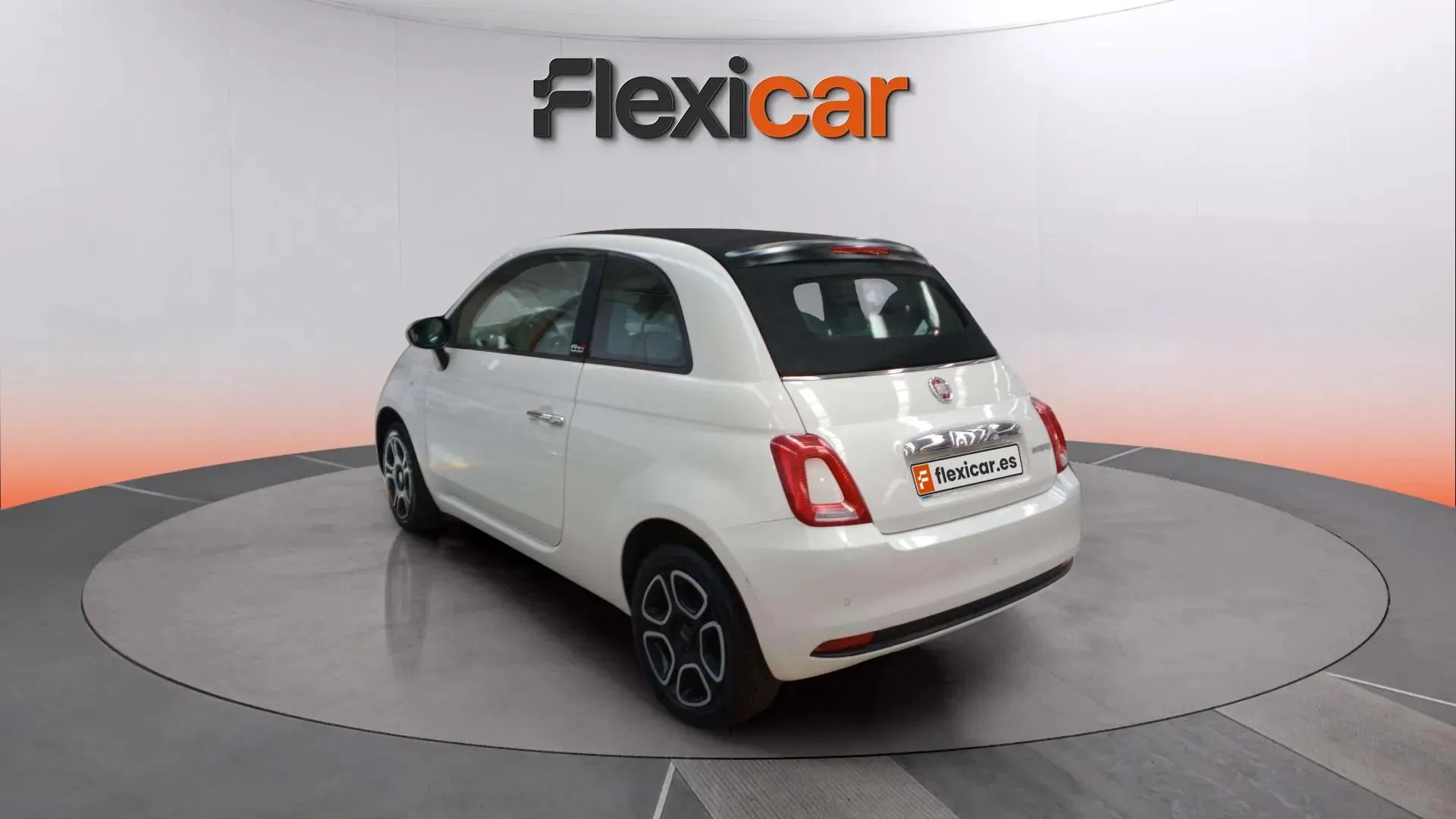 Fiat 500 Club 1.0 Hybrid - foto 6