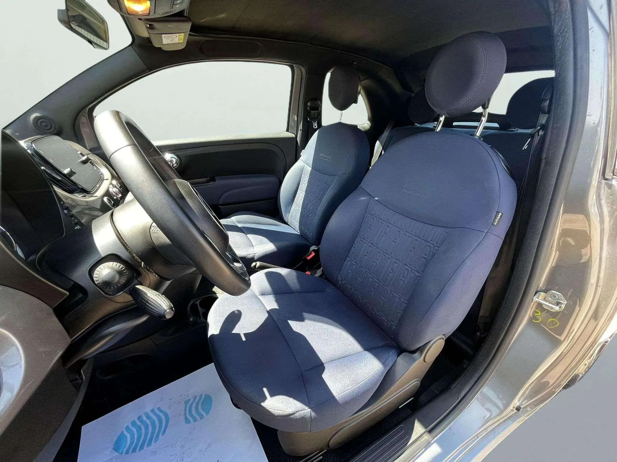Fiat 500 Club 1.0 Hybrid - foto 12