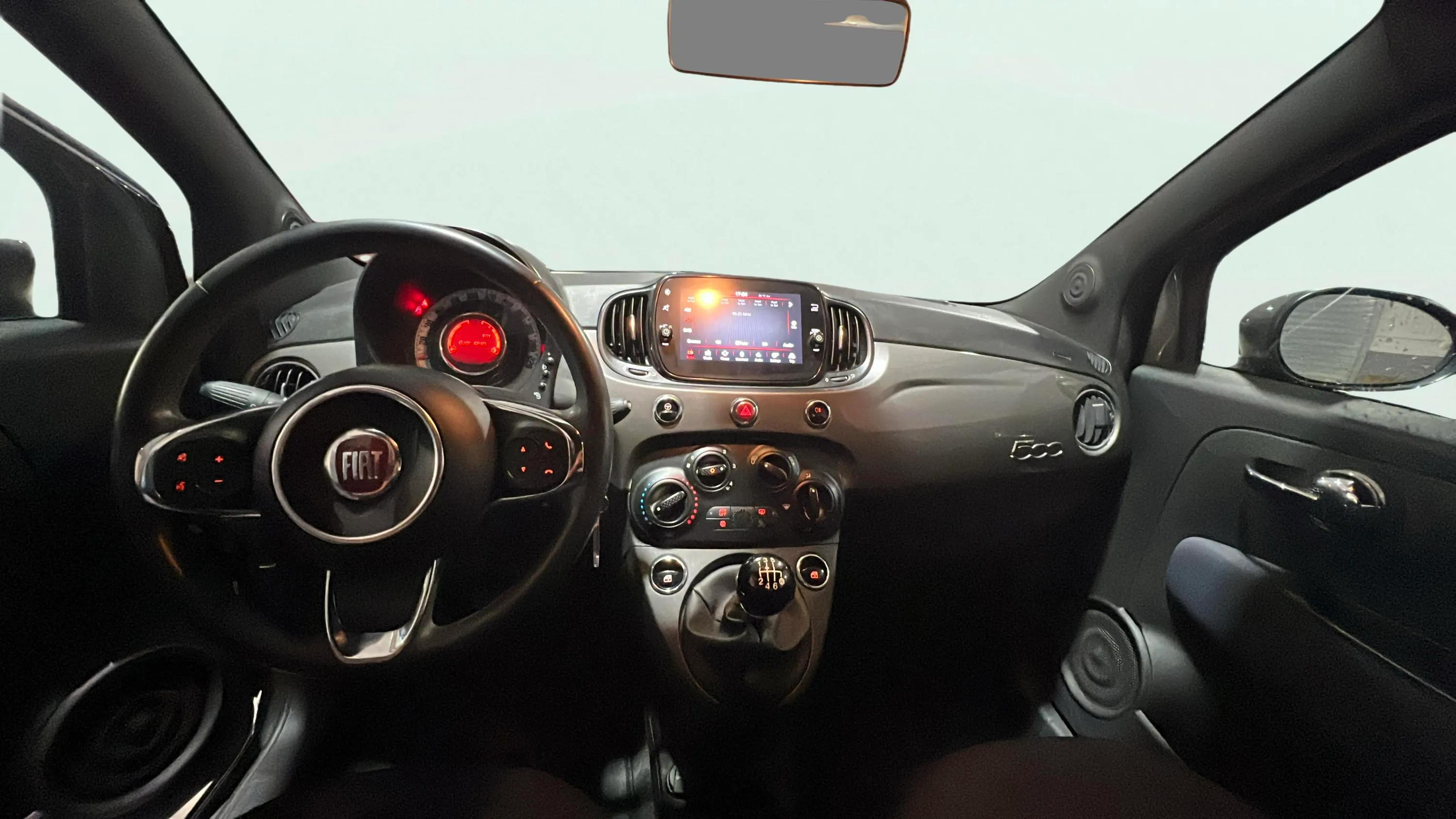 Fiat 500 Club 1.0 Hybrid - foto 10
