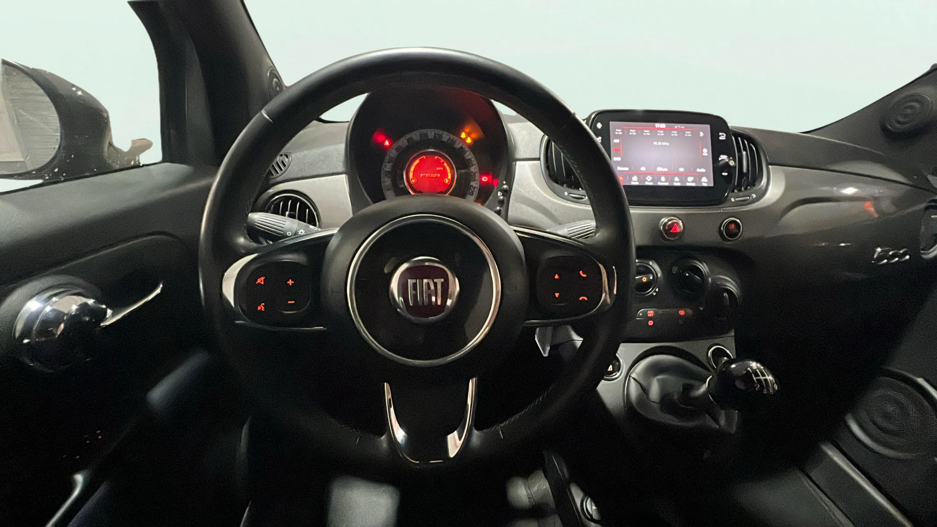 Fiat 500 Club 1.0 Hybrid - foto 13