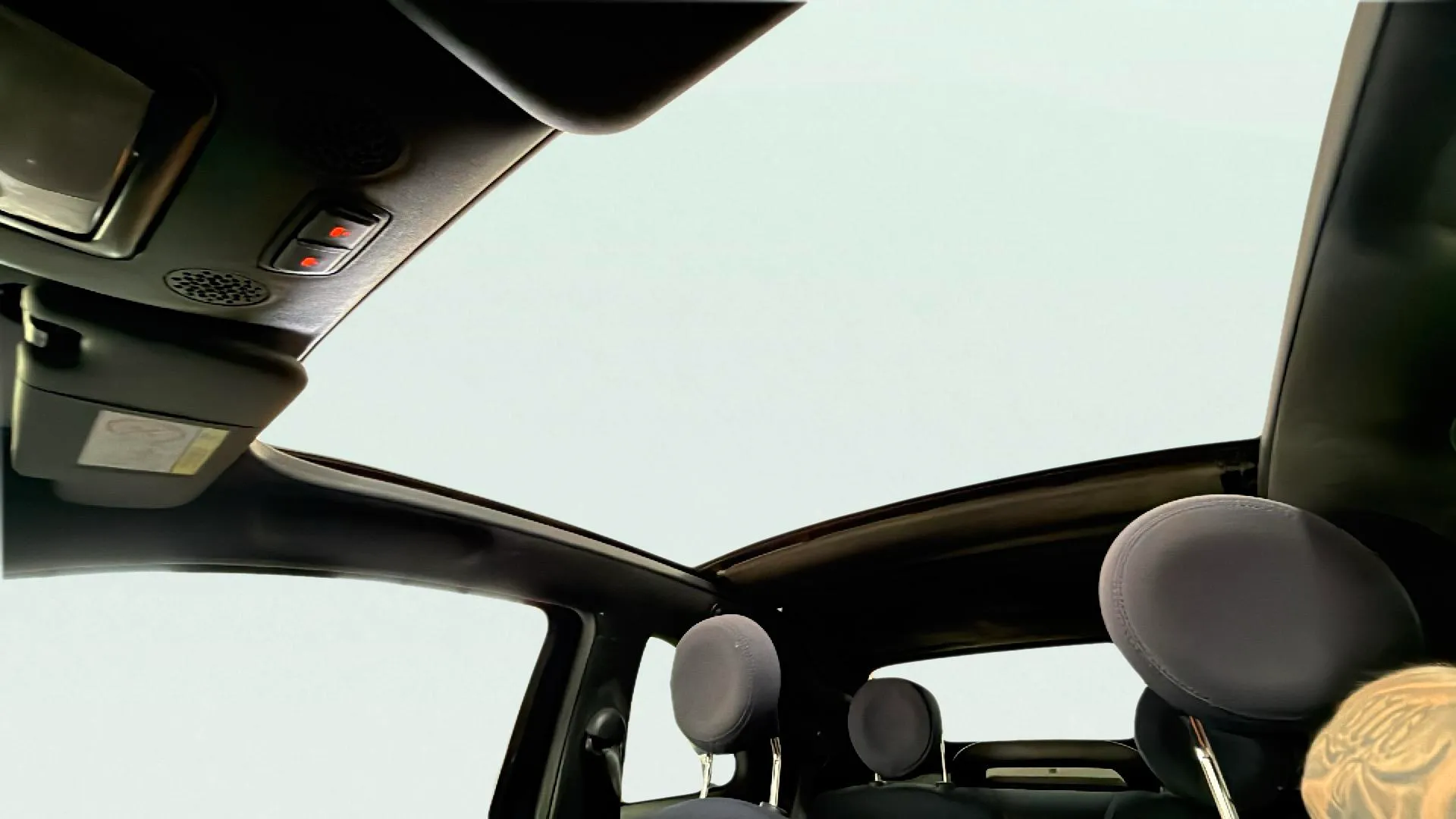 Fiat 500 Club 1.0 Hybrid - foto 22