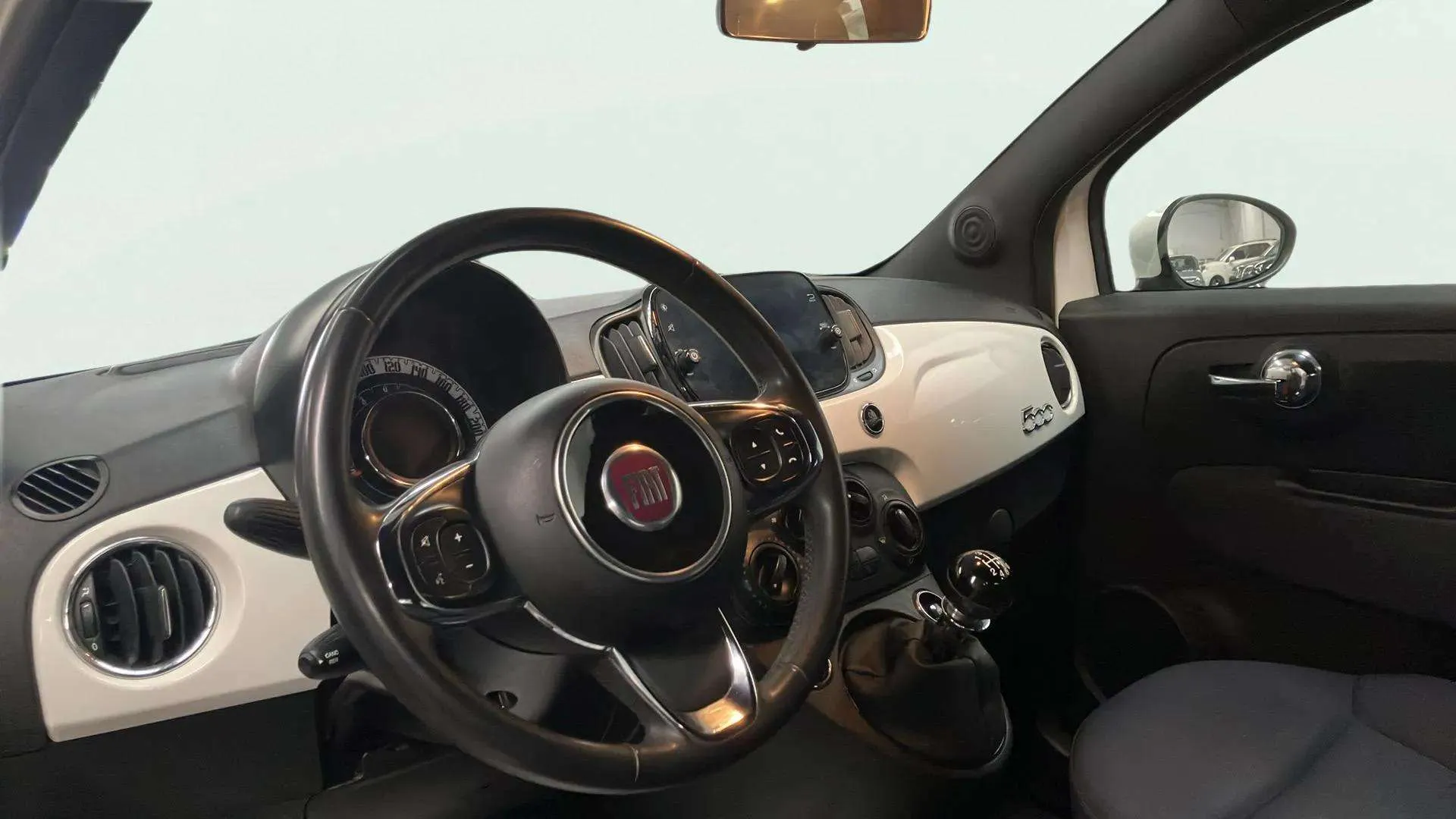Fiat 500 Club 1.0 Hybrid - foto 9