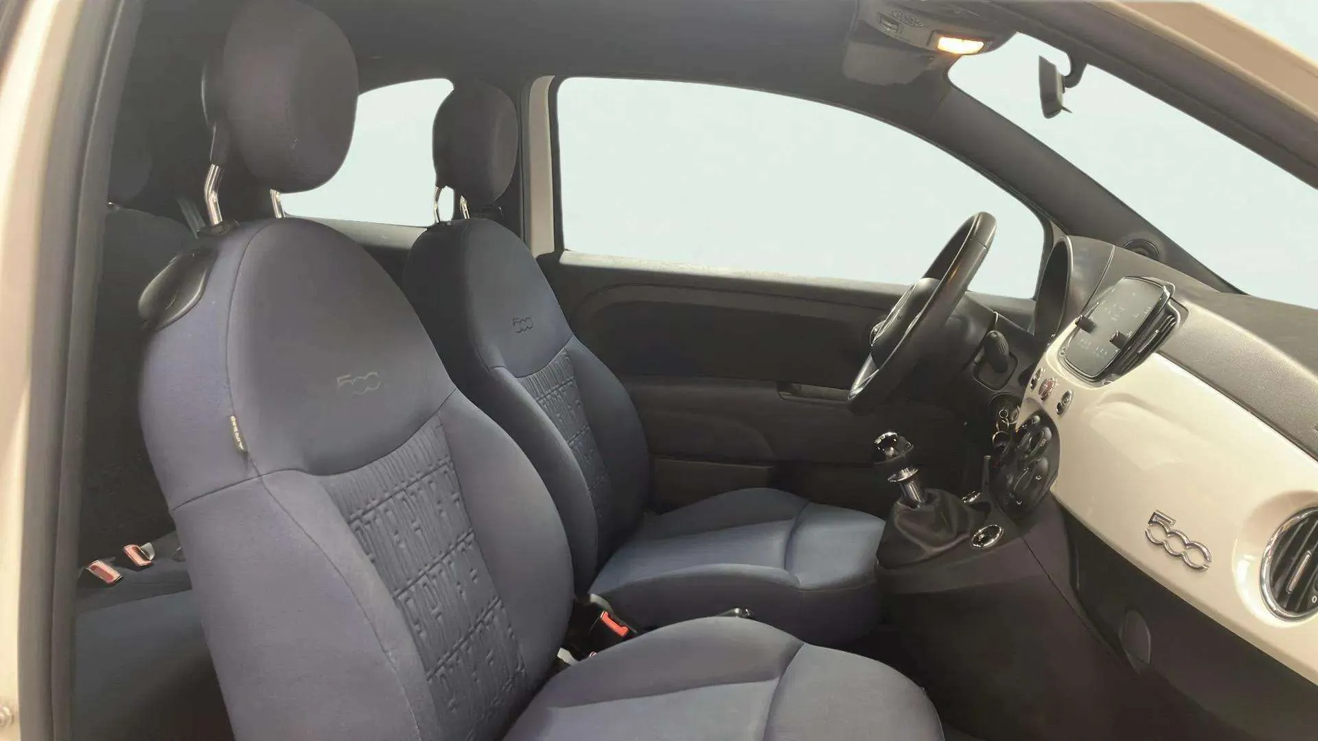 Fiat 500 Club 1.0 Hybrid - foto 15
