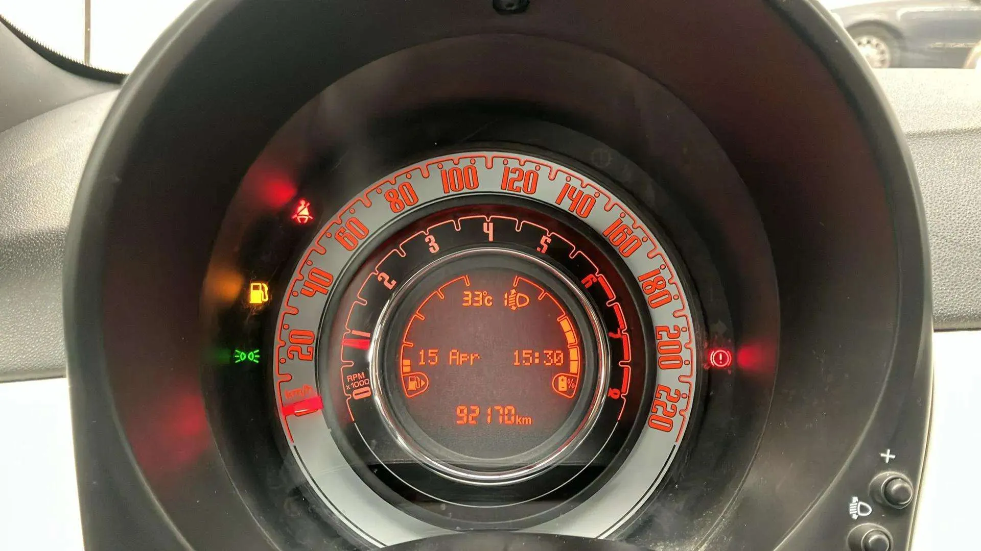 Fiat 500 Club 1.0 Hybrid - foto 11