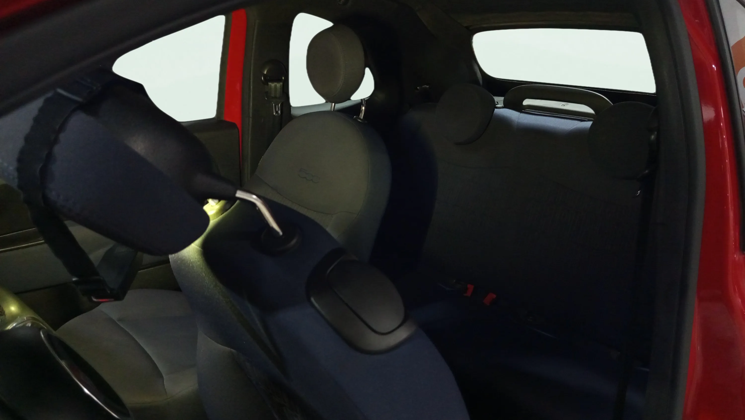 Fiat 500 Club 1.0 Hybrid - foto 15