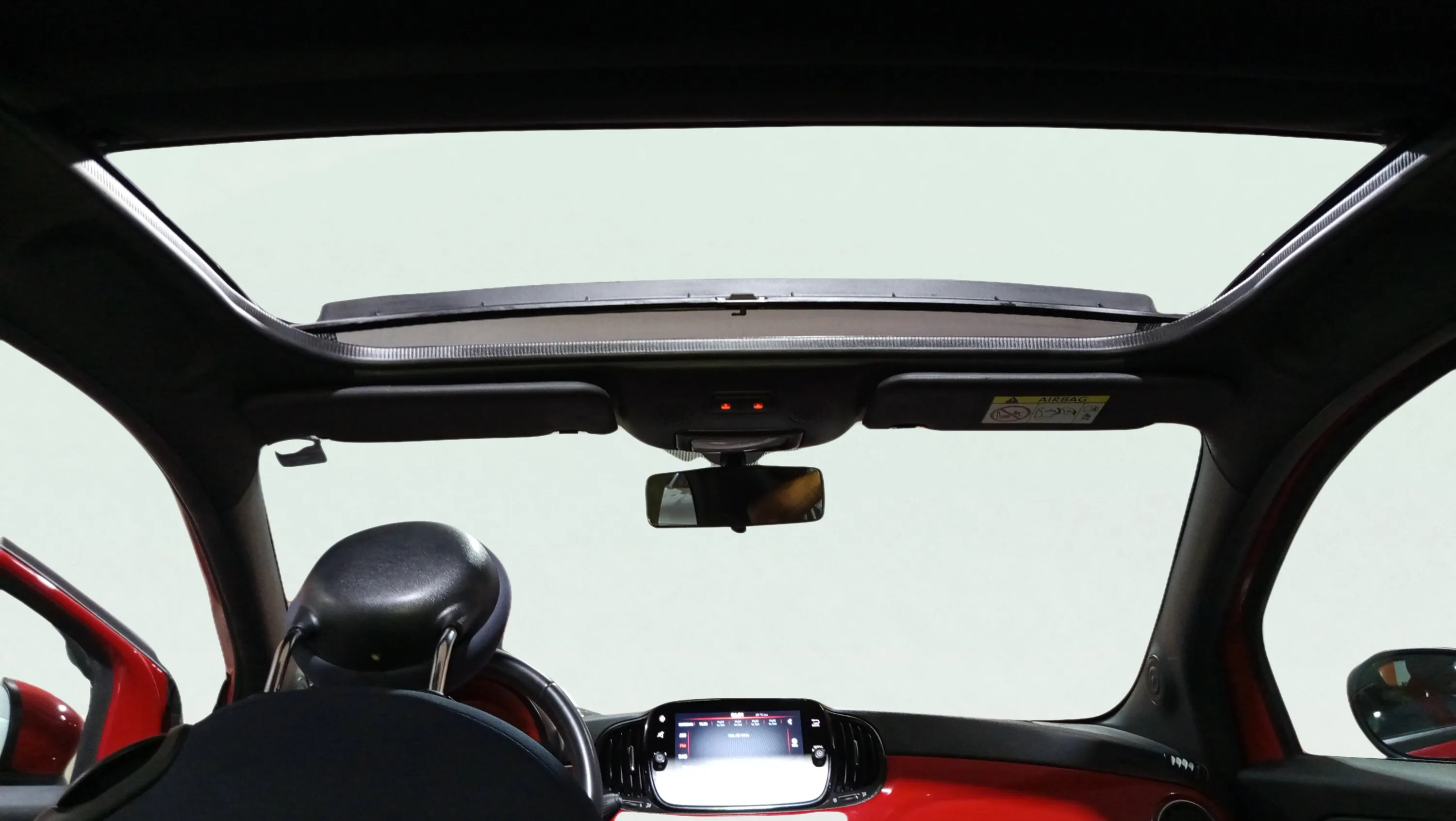 Fiat 500 Club 1.0 Hybrid - foto 12