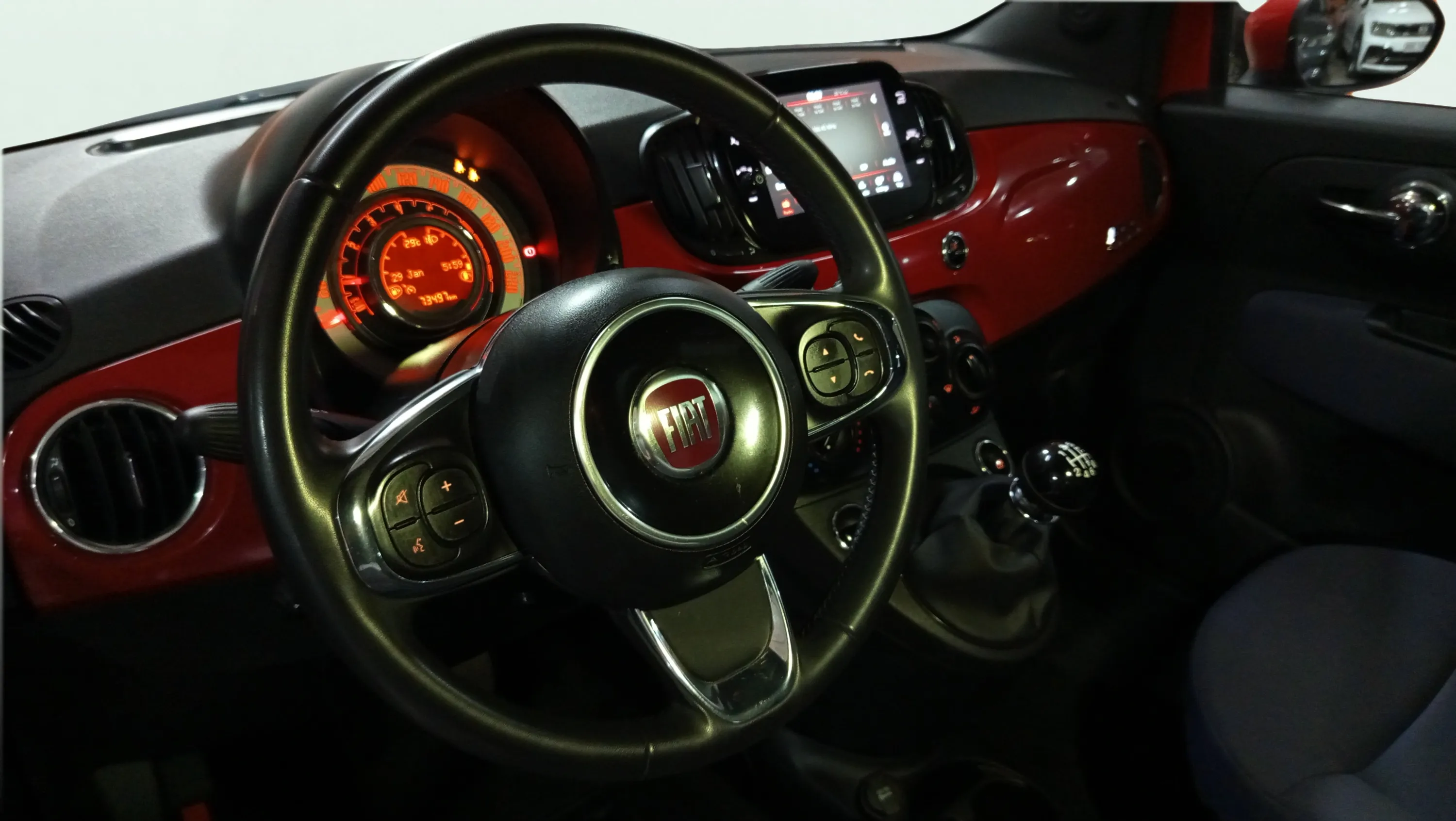 Fiat 500 Club 1.0 Hybrid - foto 23