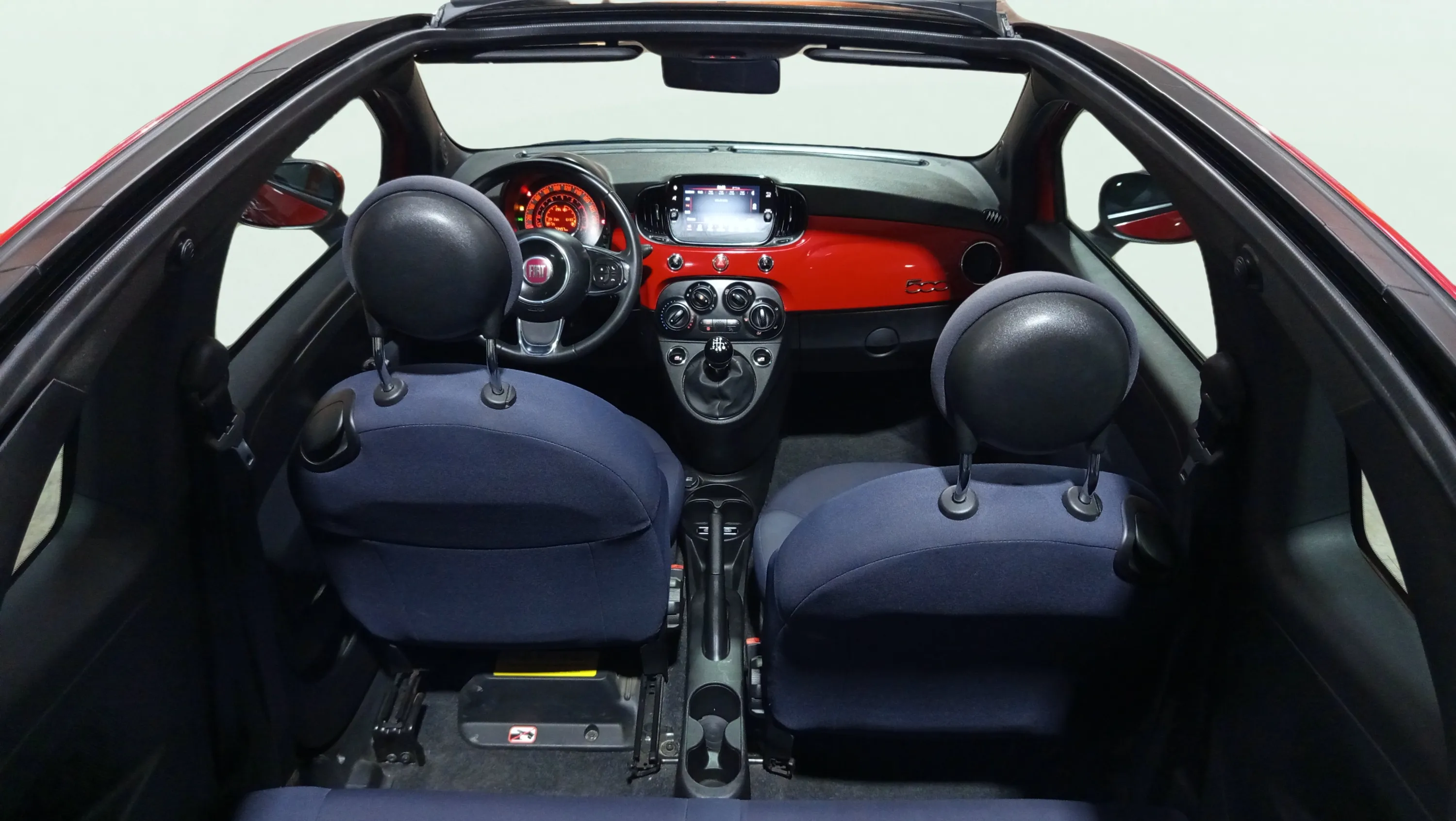 Fiat 500 Club 1.0 Hybrid - foto 13