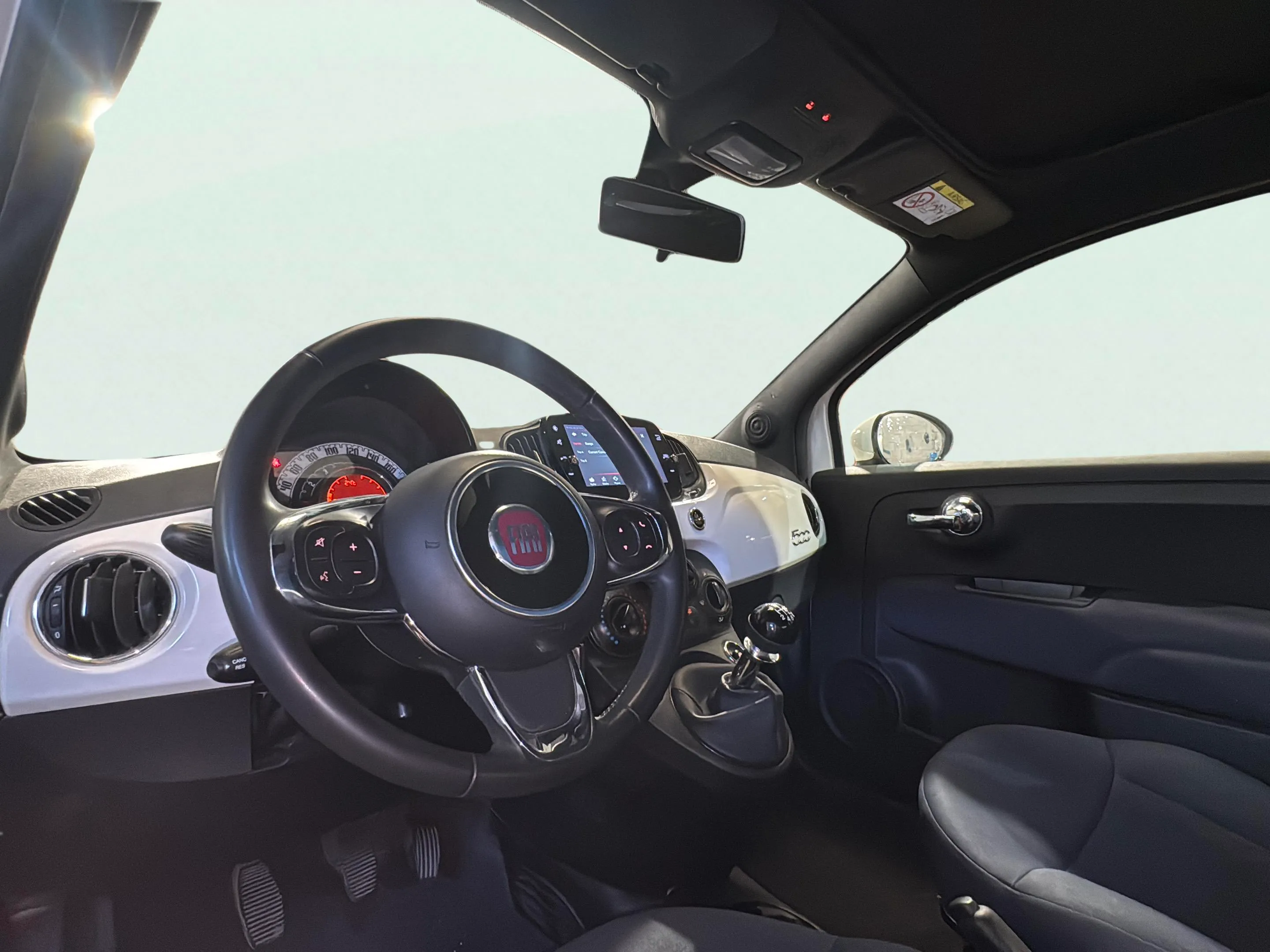 Fiat 500 Club 1.0 Hybrid - foto 23