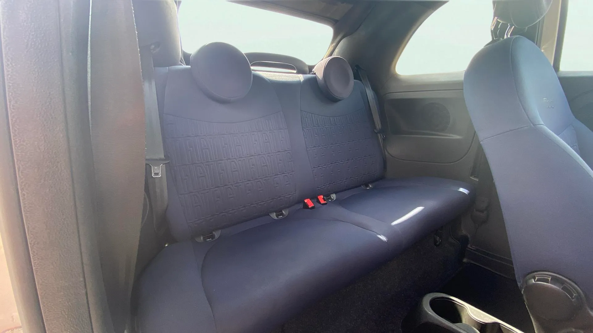 Fiat 500 Club 1.0 Hybrid - foto 14