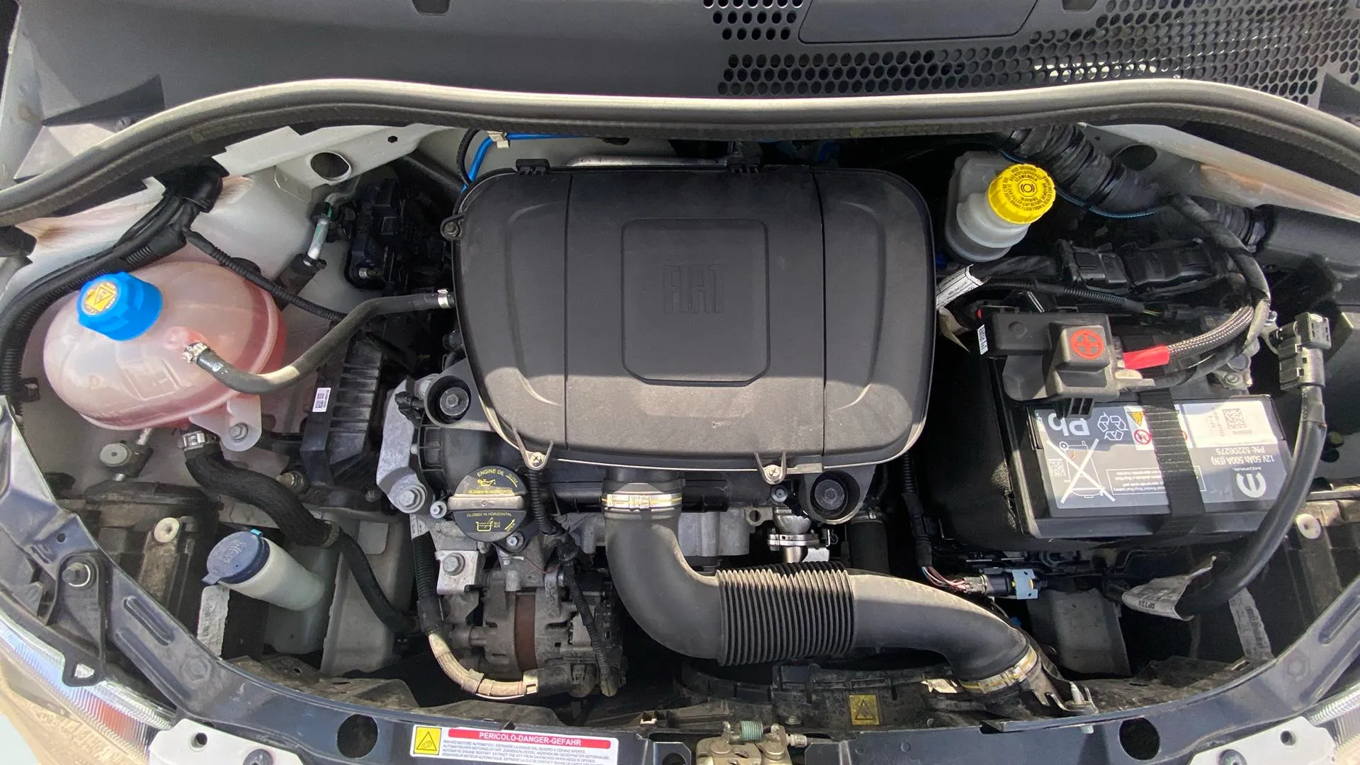 Fiat 500 Club 1.0 Hybrid - foto 19