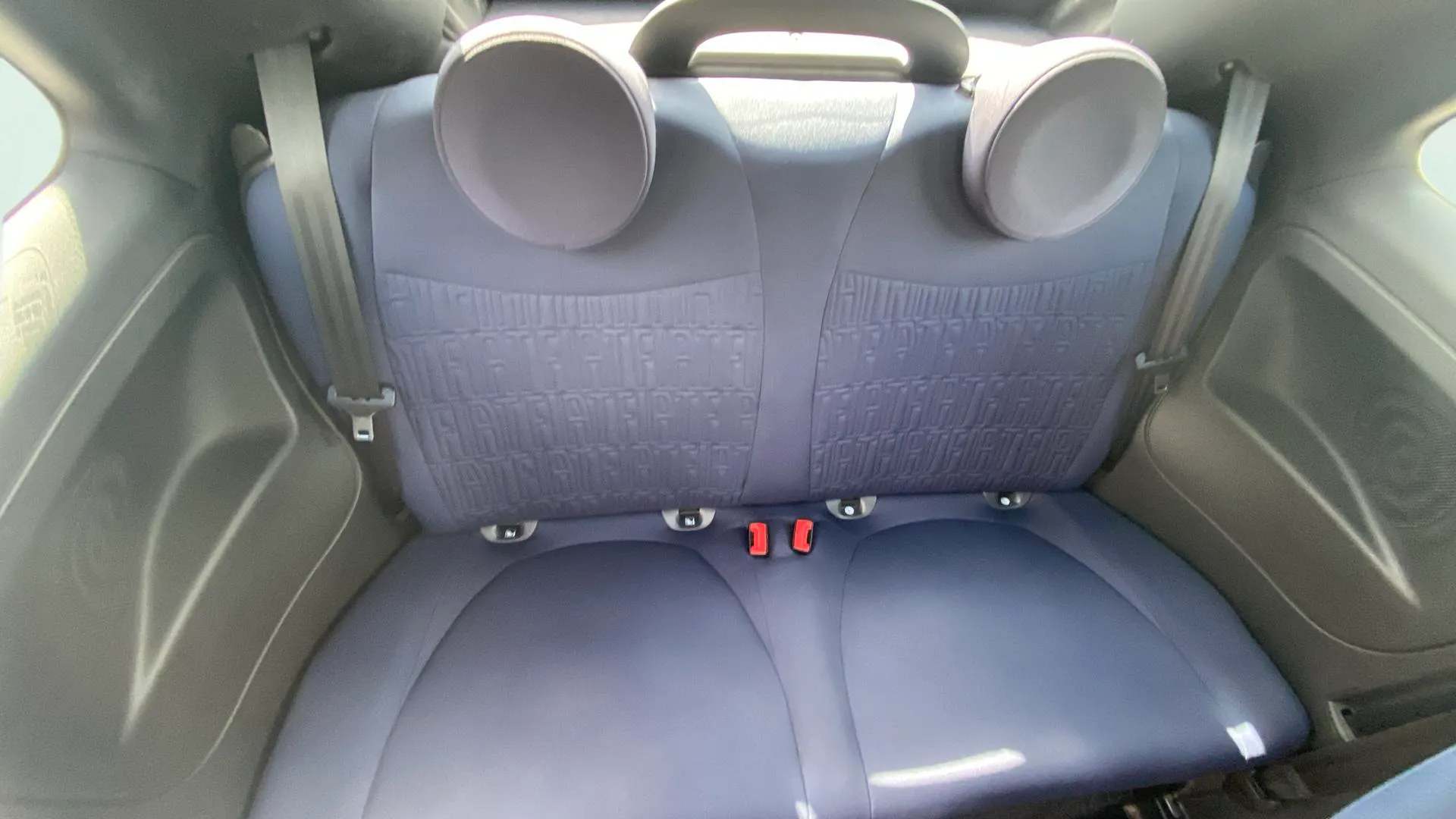 Fiat 500 Club 1.0 Hybrid - foto 15
