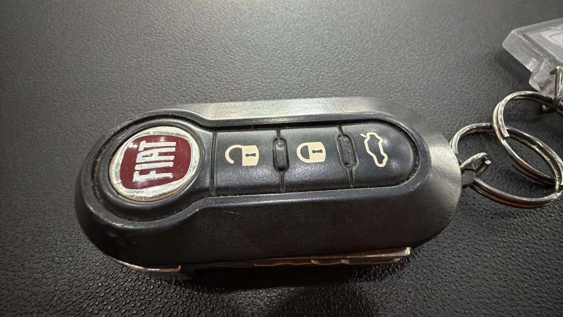 Fiat 500 Club 1.0 Hybrid - foto 15