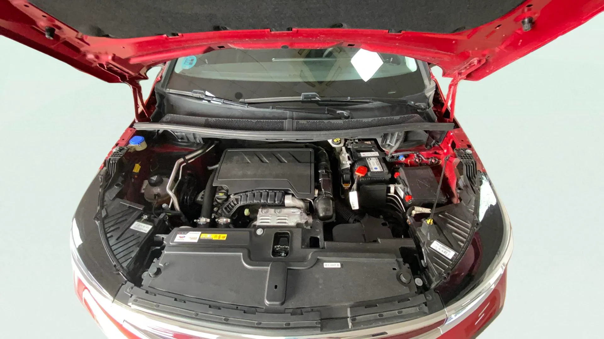 Opel Grandland 1.2T XHT MT6 GS - foto 15