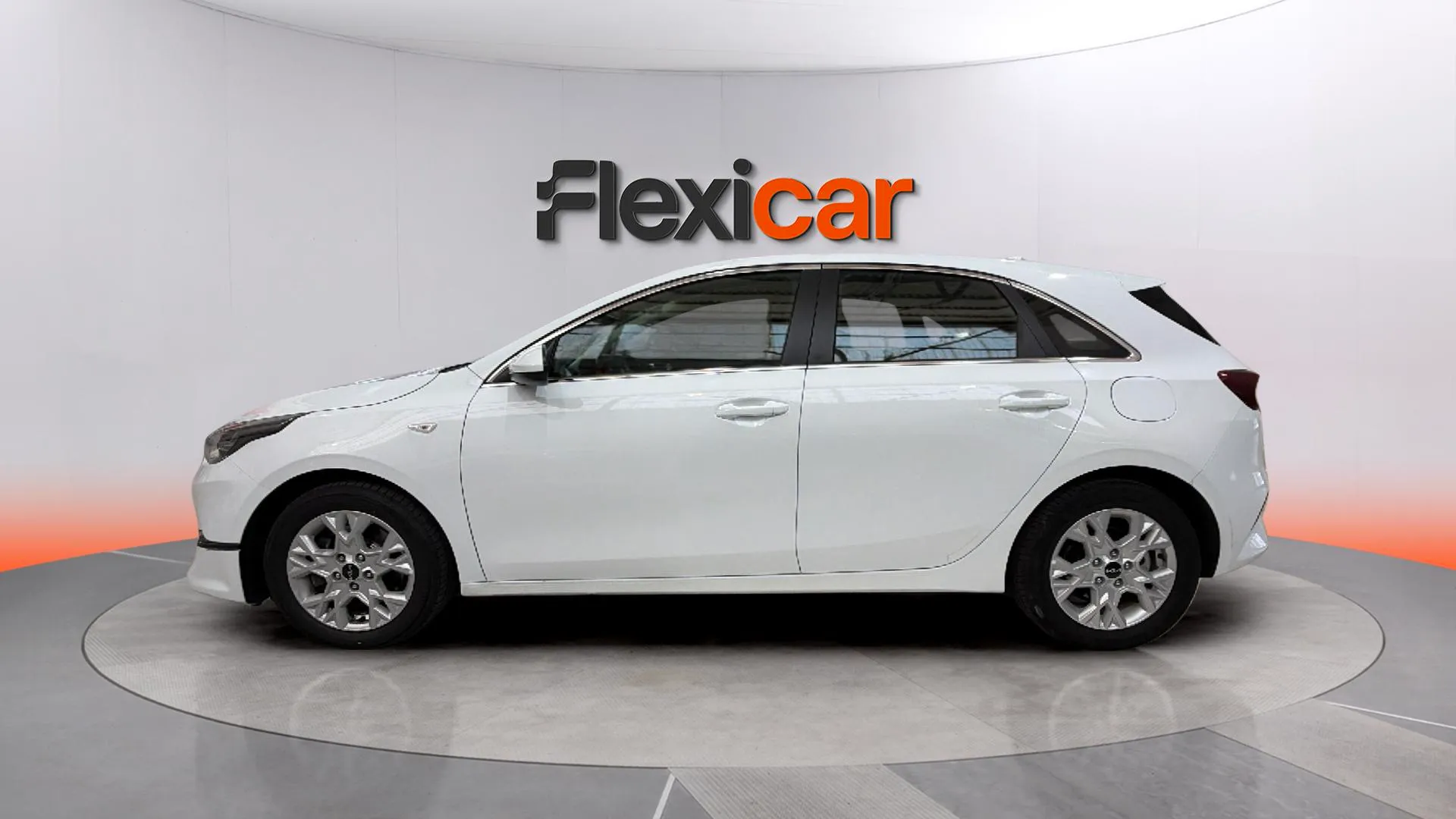 Kia Ceed 1.6 MHEV iMT Drive - foto 4