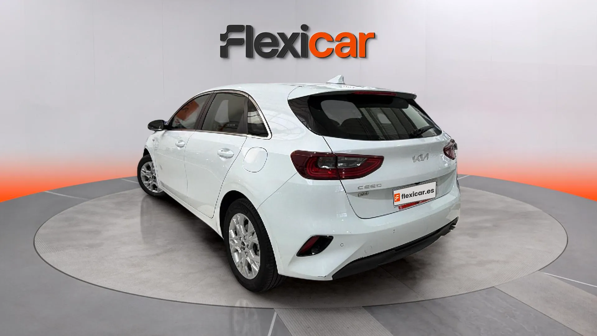 Kia Ceed 1.6 MHEV iMT Drive - foto 5