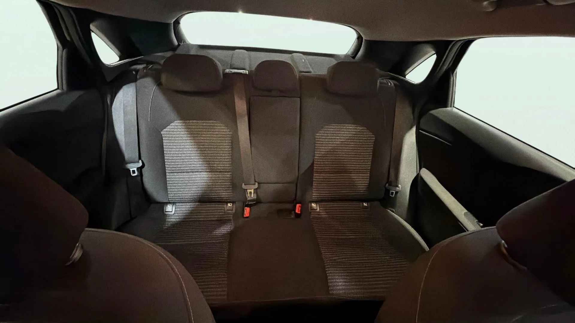 Kia Ceed 1.6 MHEV iMT Drive - foto 17