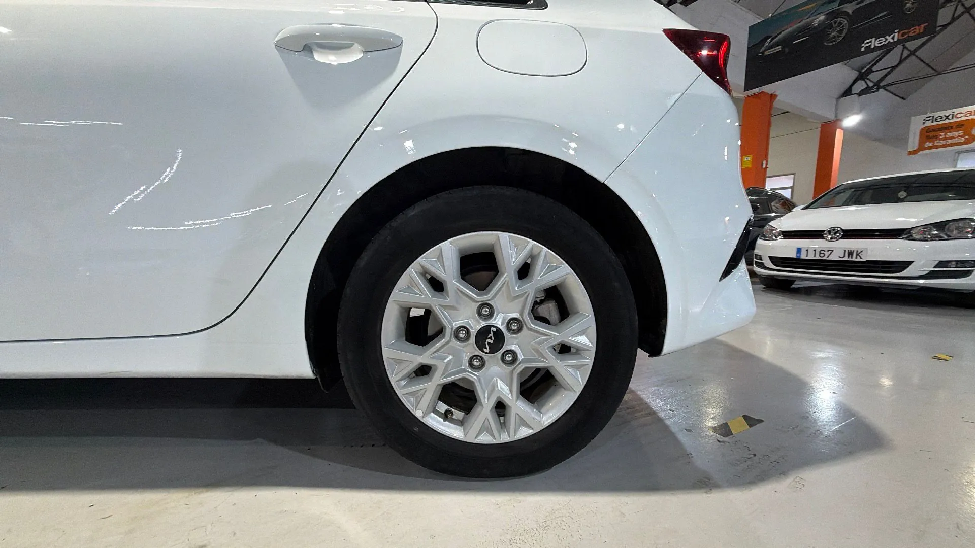 Kia Ceed 1.6 MHEV iMT Drive - foto 19