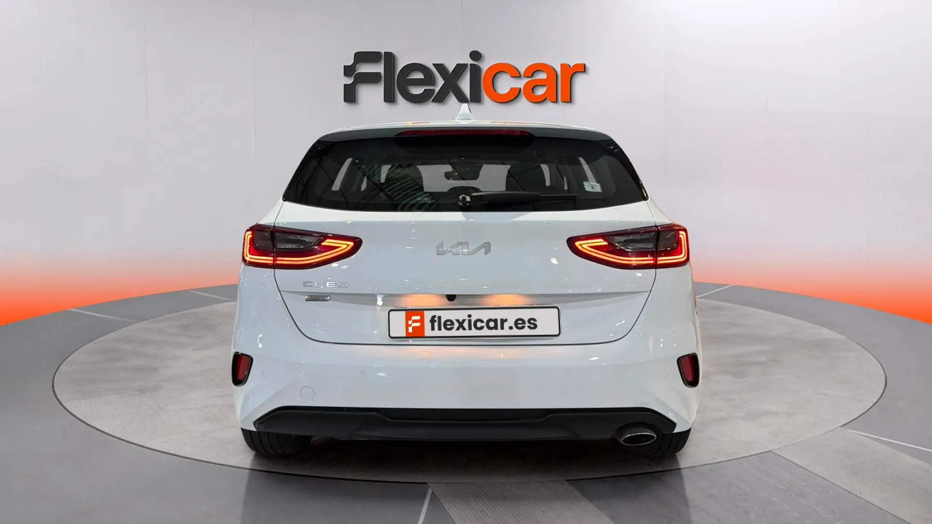 Kia Ceed 1.6 MHEV iMT Drive - foto 6