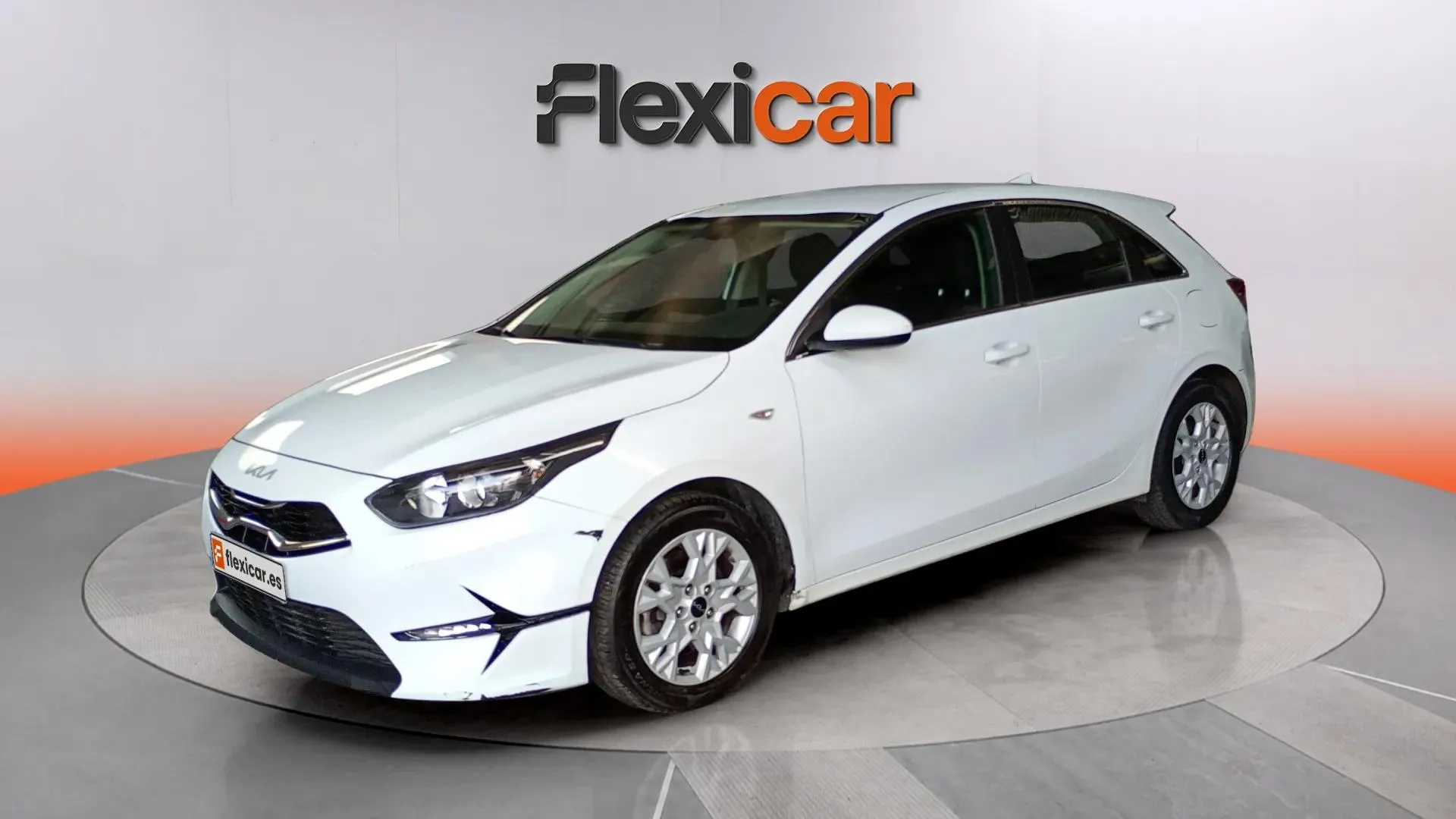 Kia Ceed 1.6 MHEV iMT Drive - foto 2