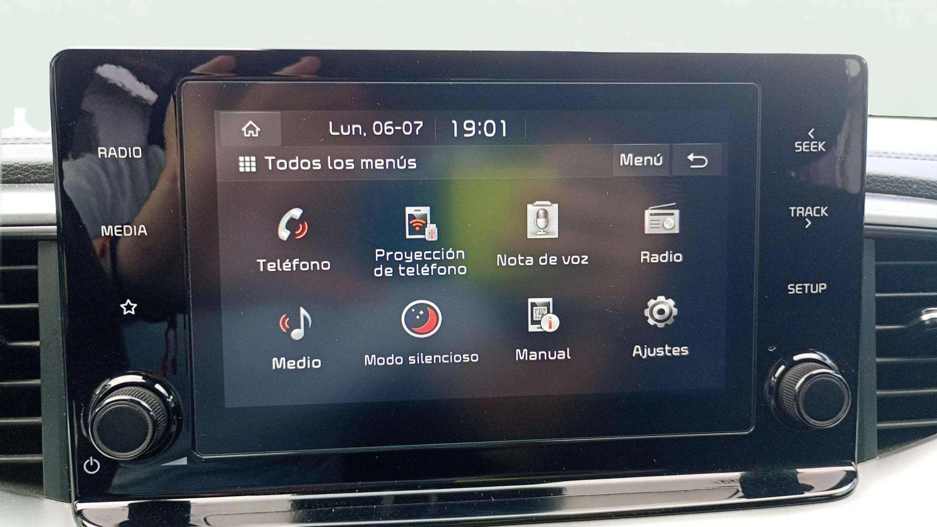 Kia Ceed 1.6 MHEV iMT Drive - foto 17