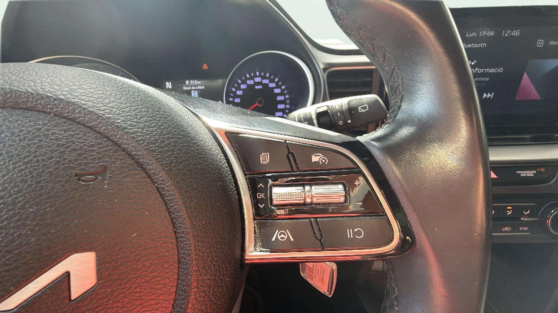 Kia Ceed 1.6 MHEV iMT Drive - foto 22