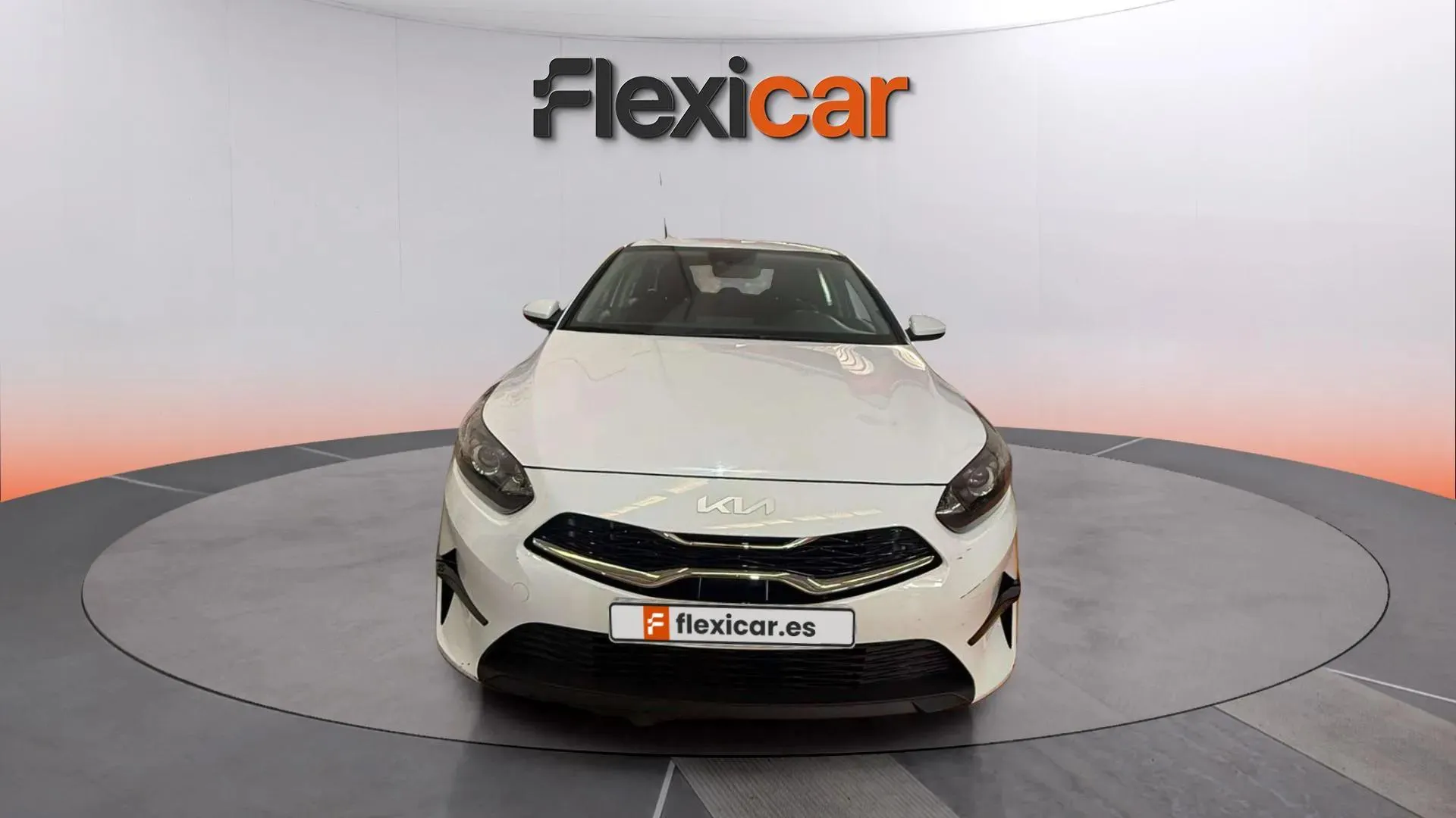 Kia Ceed 1.6 MHEV iMT Drive - foto 2