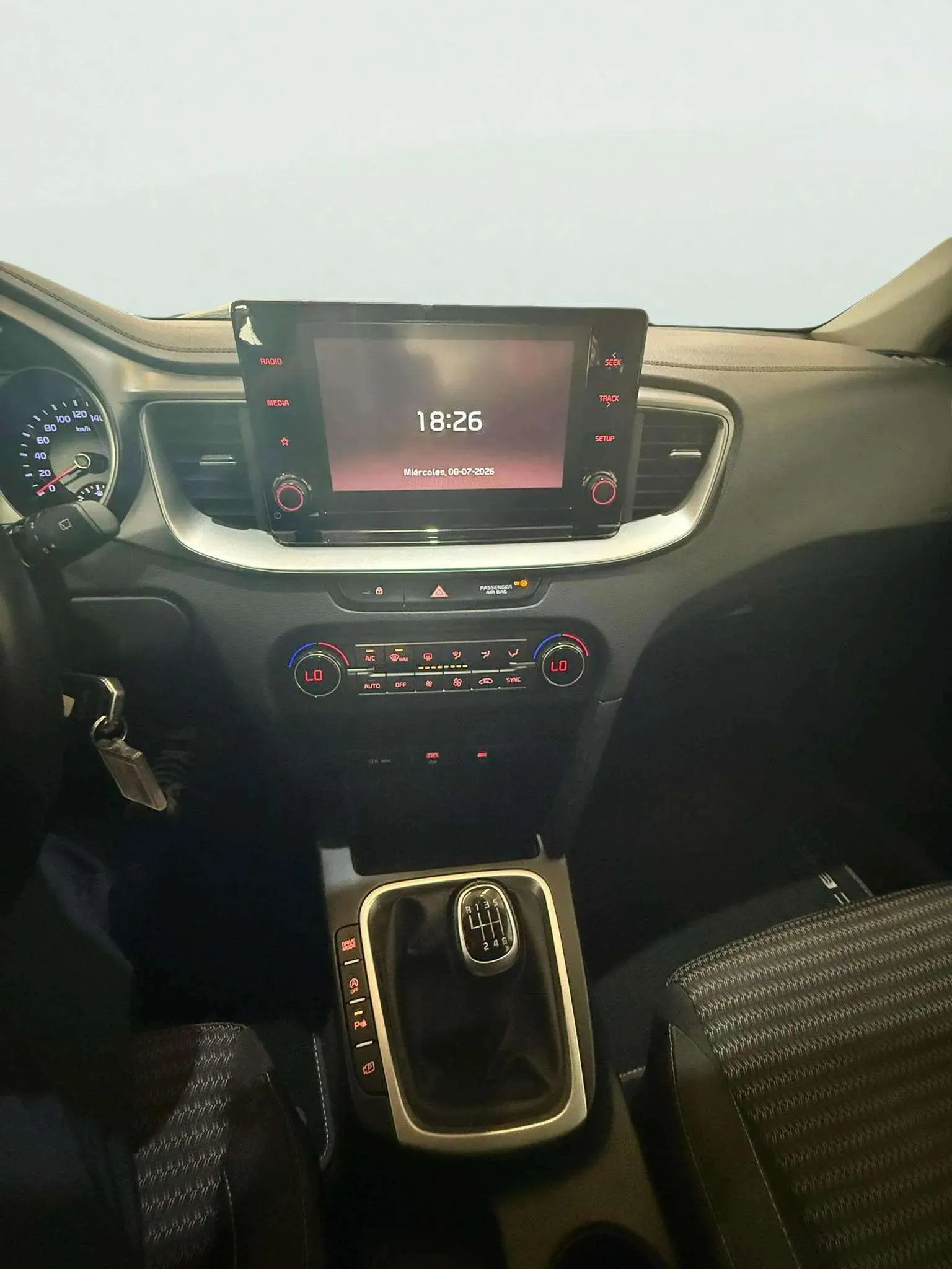 Kia Ceed 1.6 MHEV iMT Drive - foto 16