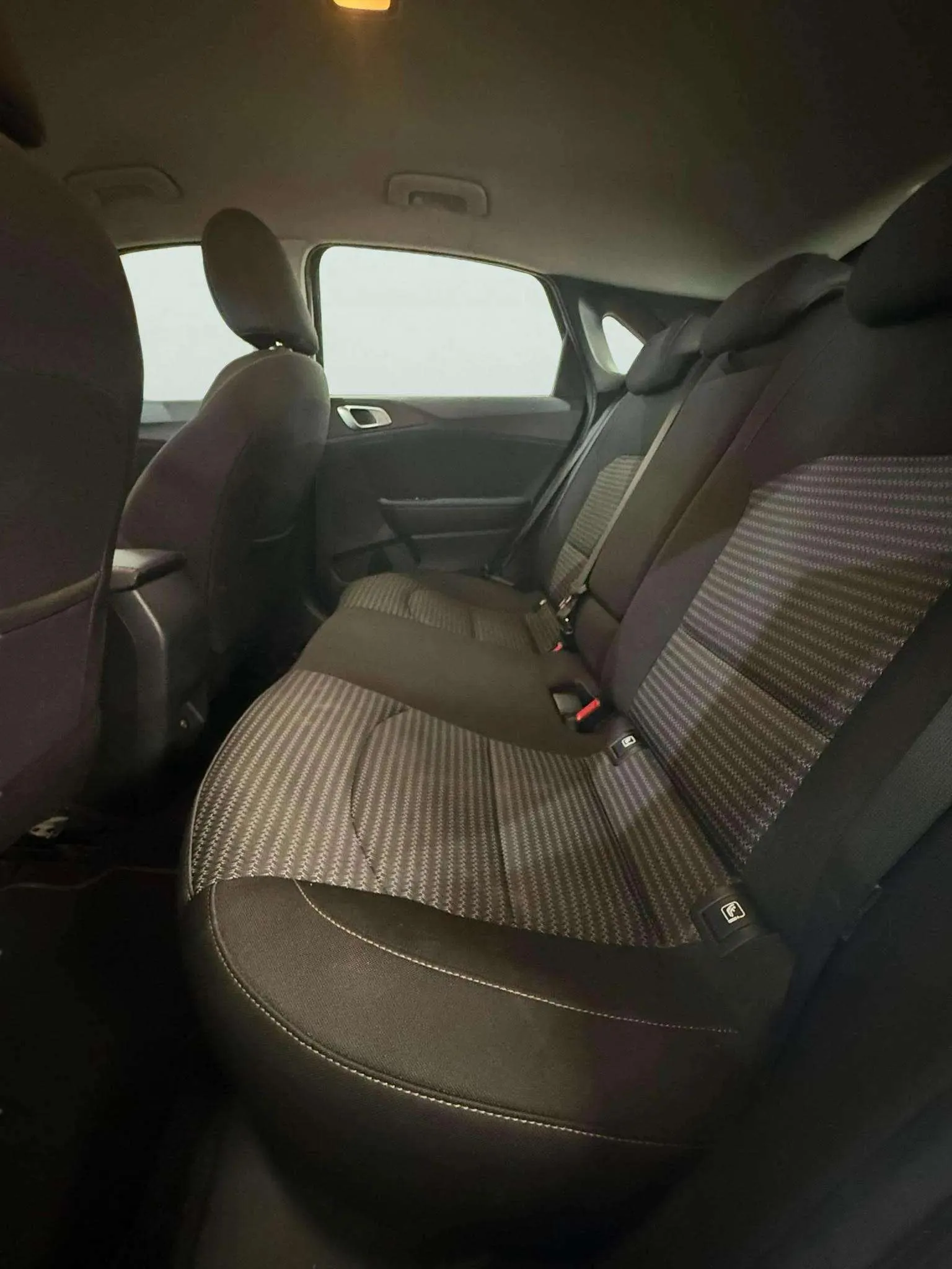 Kia Ceed 1.6 MHEV iMT Drive - foto 9