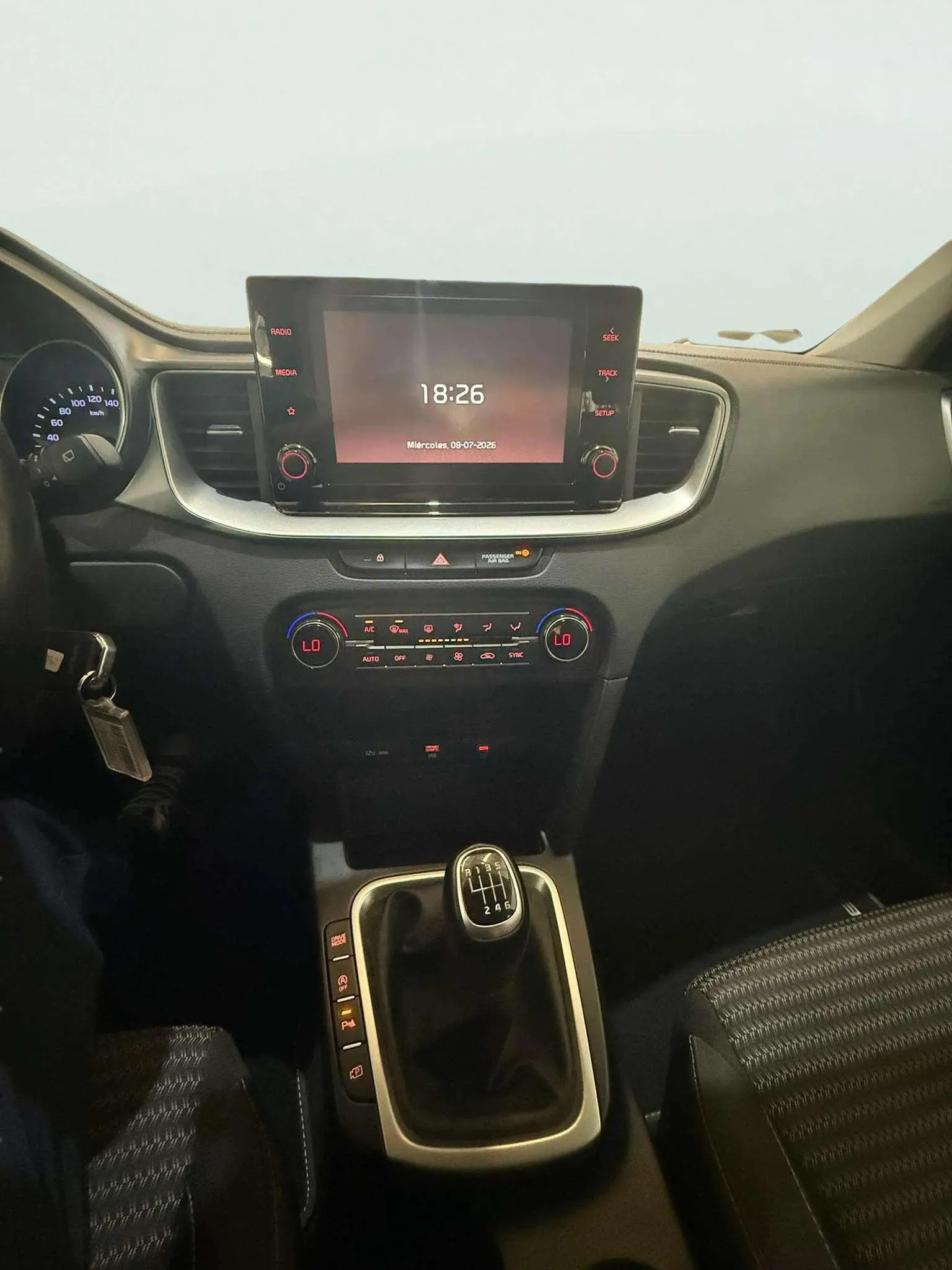 Kia Ceed 1.6 MHEV iMT Drive - foto 15