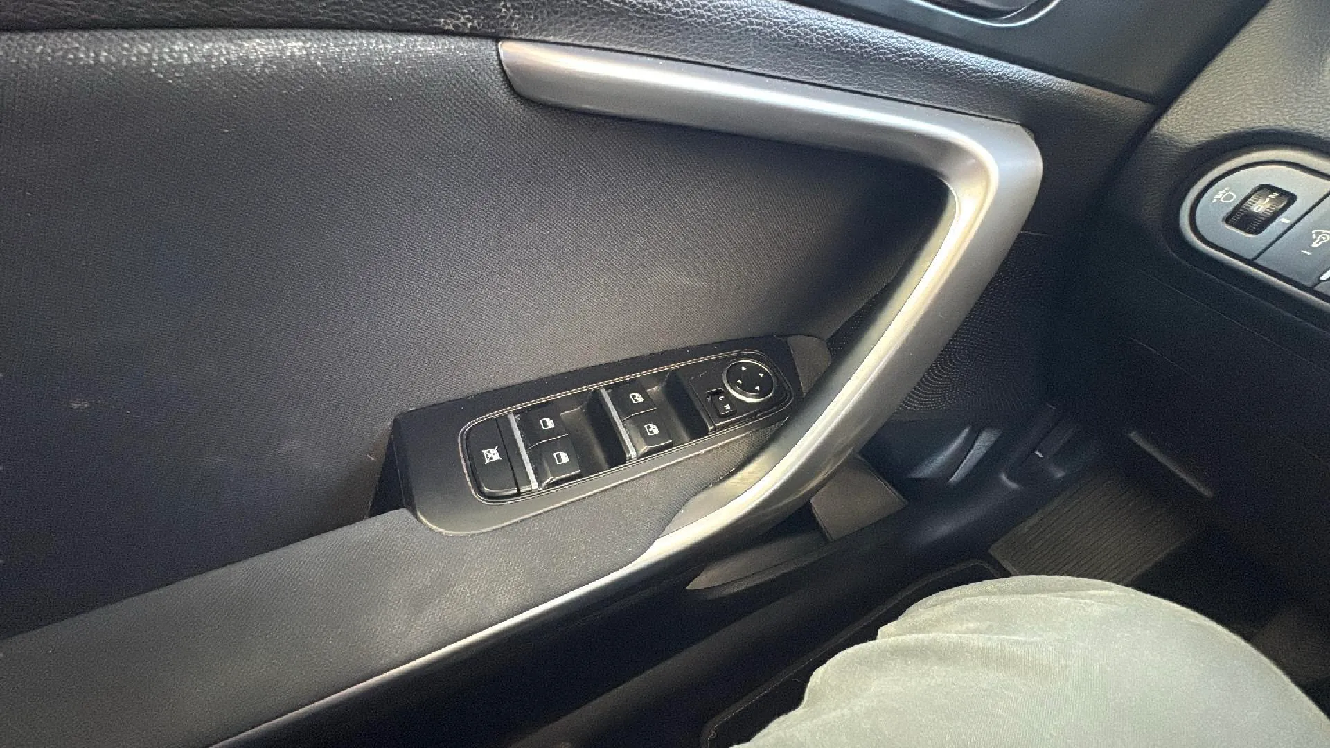 Kia Ceed 1.6 MHEV iMT Drive - foto 15