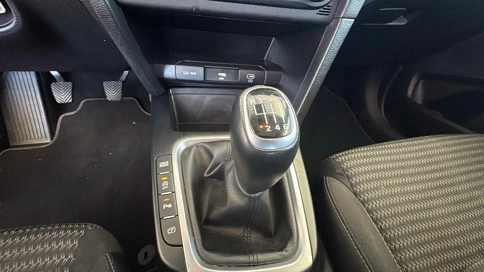Kia Ceed 1.6 MHEV iMT Drive - foto 20