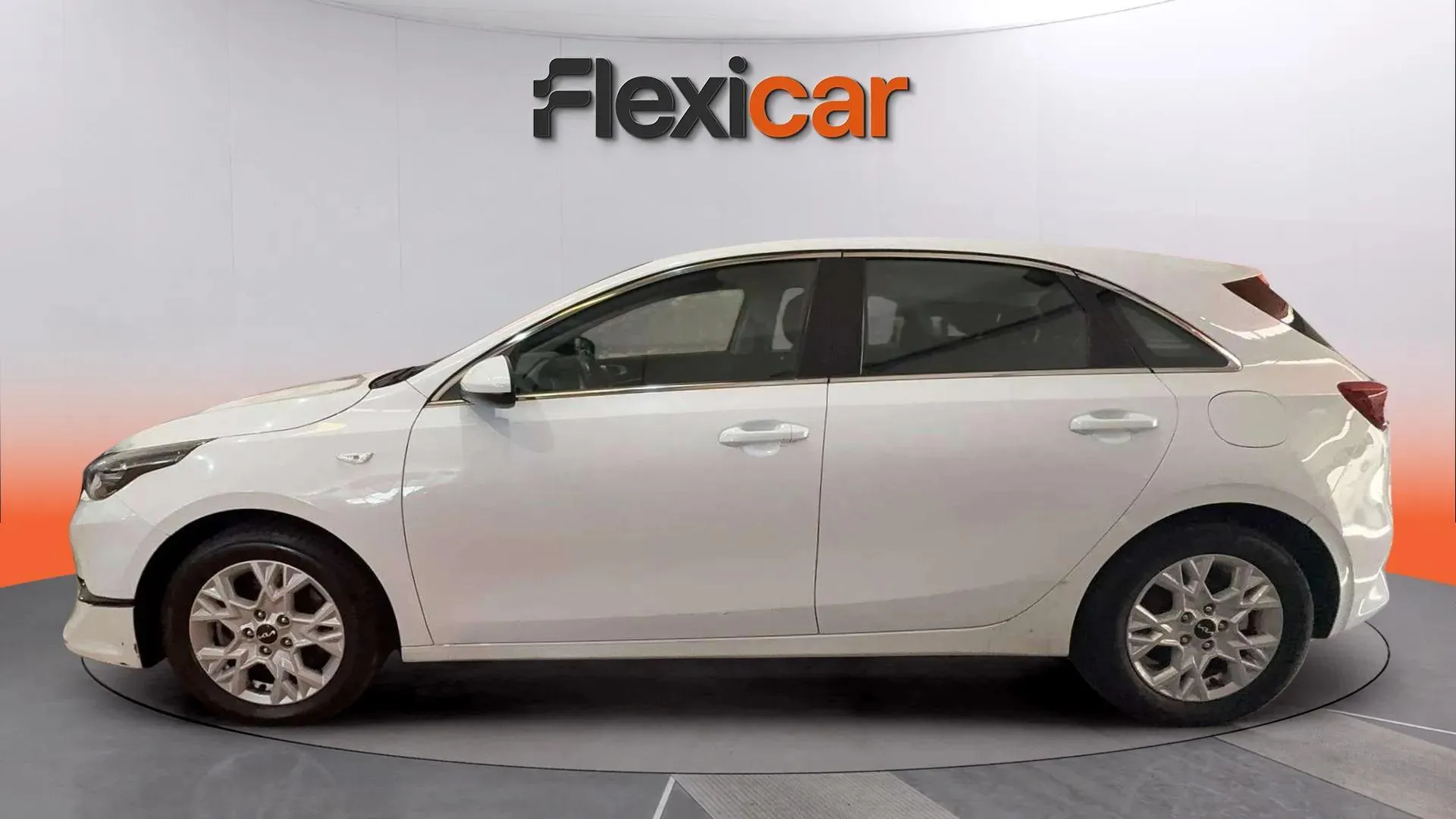 Kia Ceed 1.6 MHEV iMT Drive - foto 4
