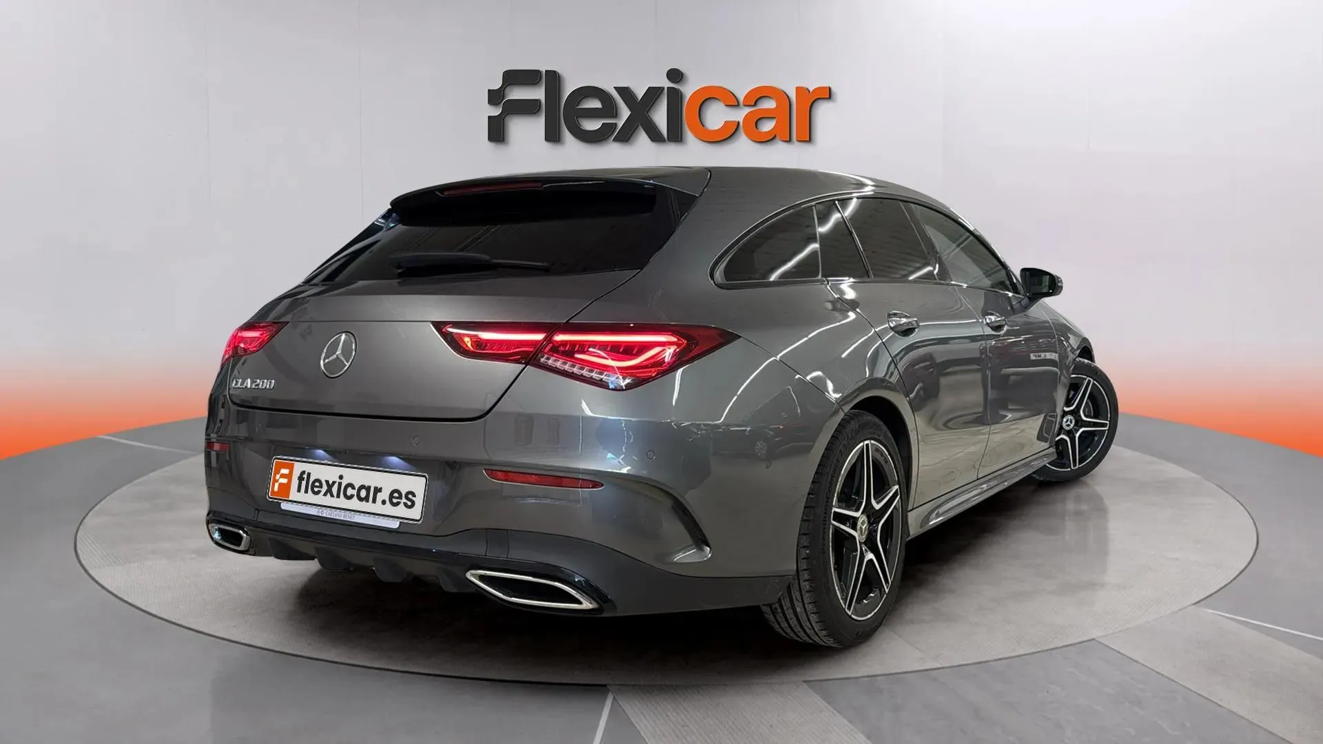 Mercedes-Benz CLA 200 Shooting Brake - foto 8