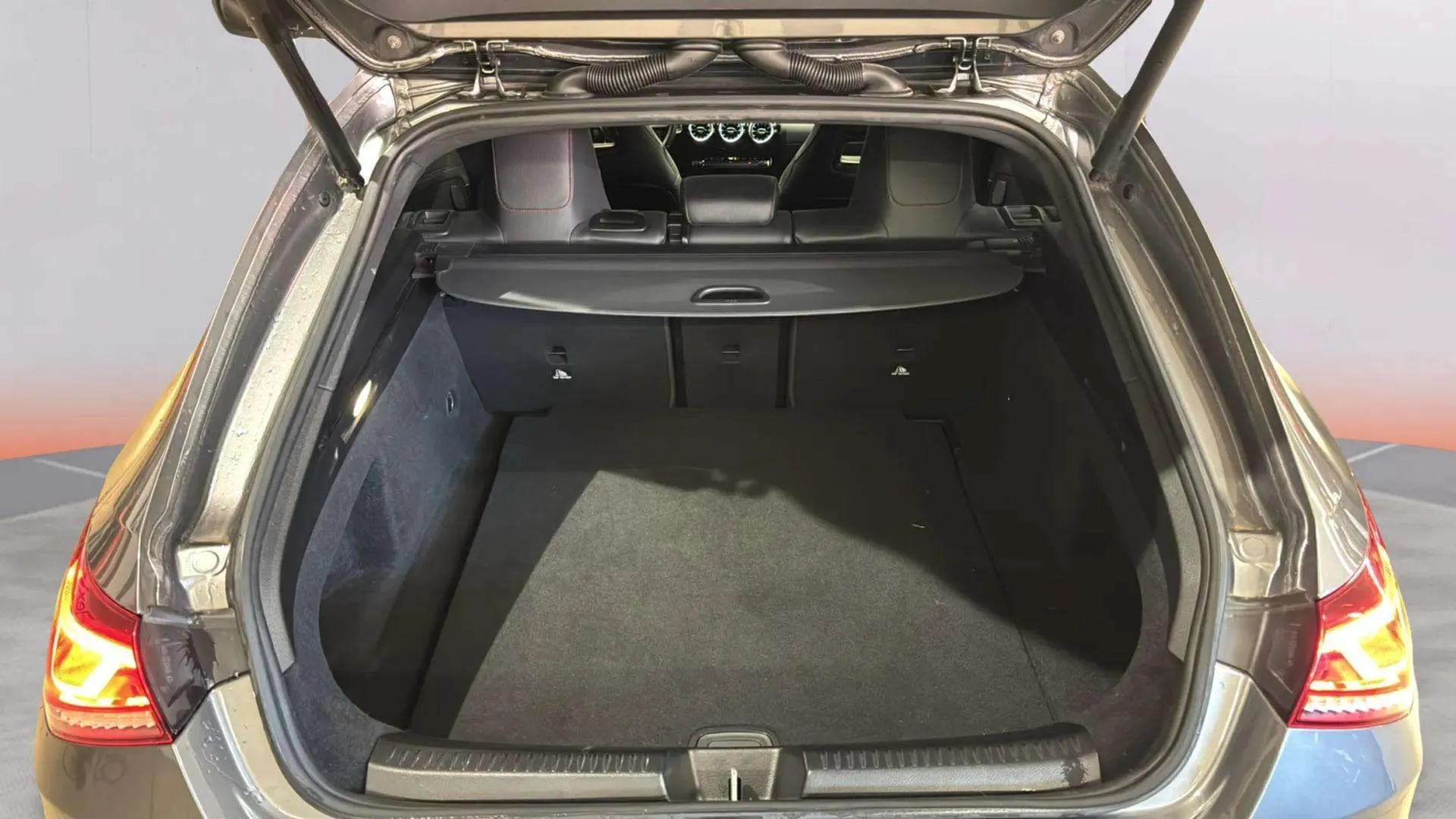 Mercedes-Benz CLA 200 Shooting Brake - foto 10